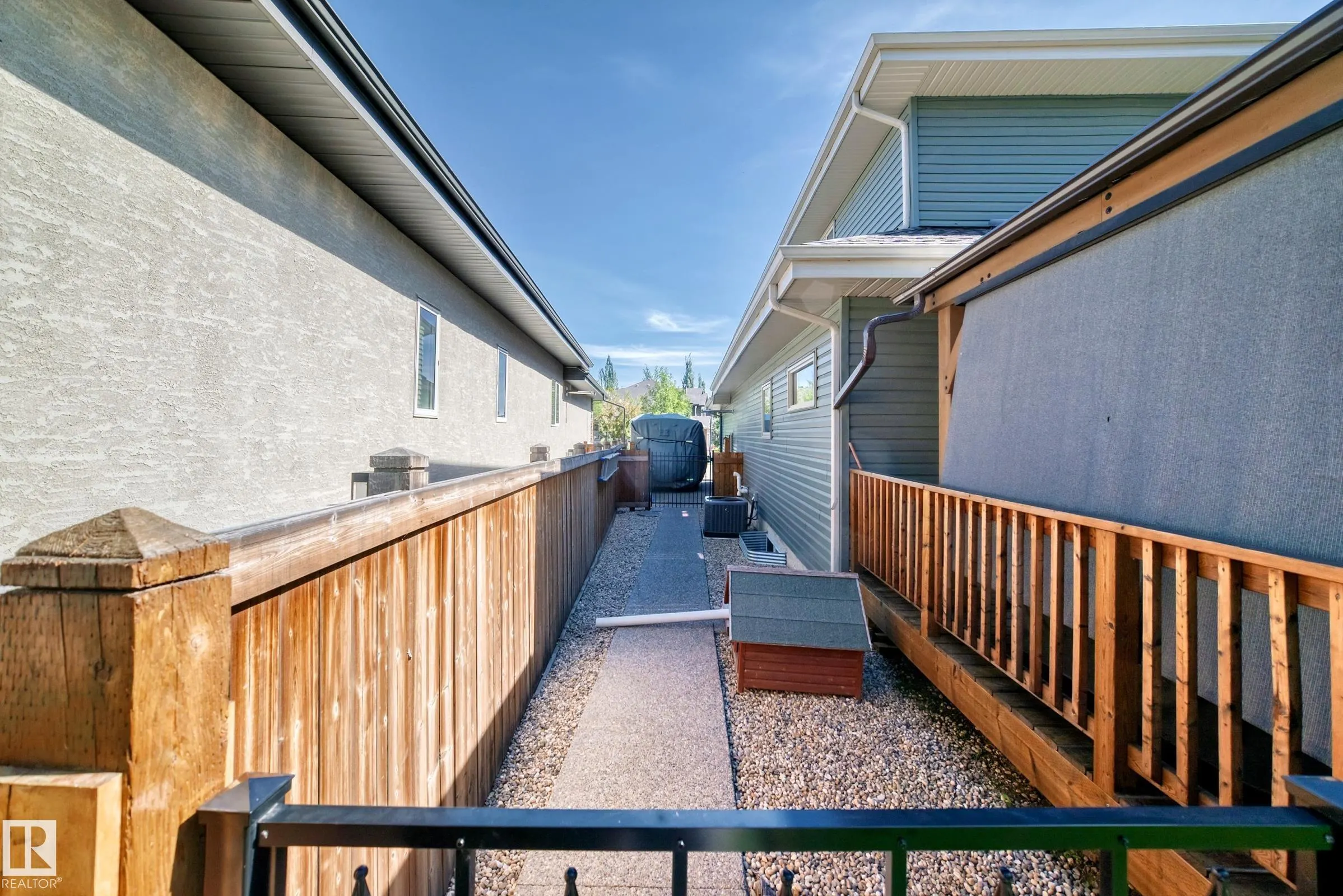 45 LACOMBE Drive