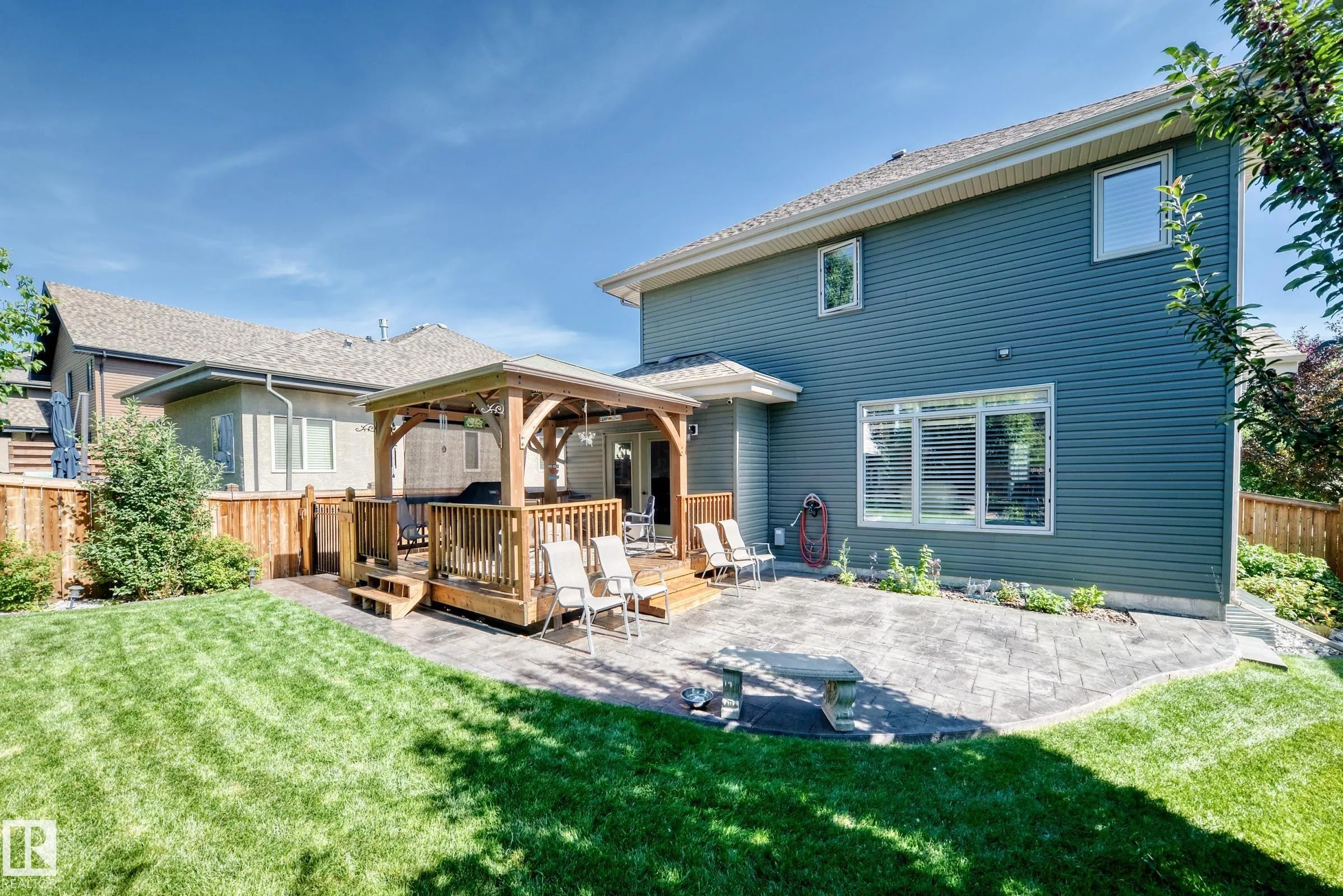 45 LACOMBE Drive