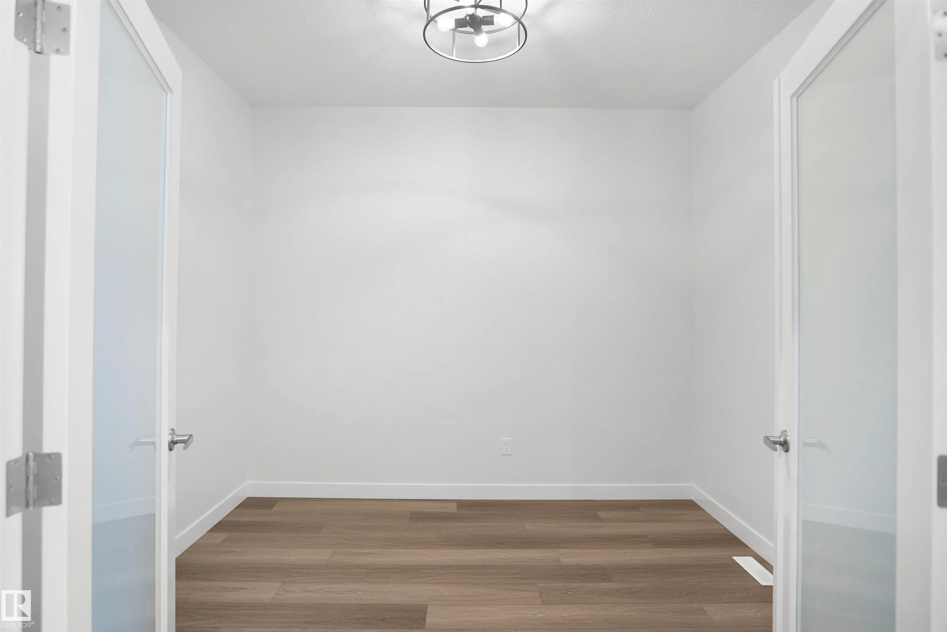 9709 CARSON Place