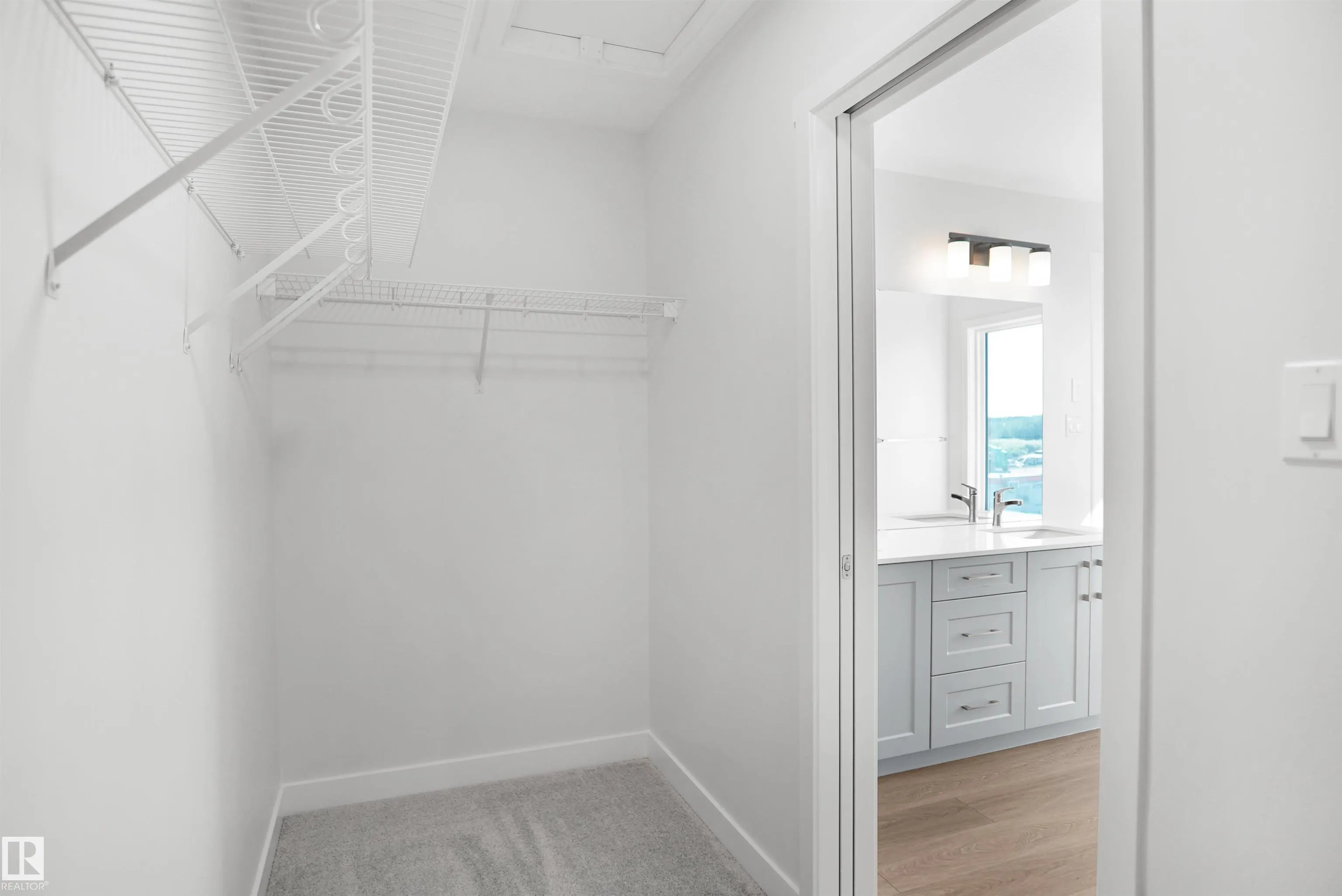 9709 CARSON Place