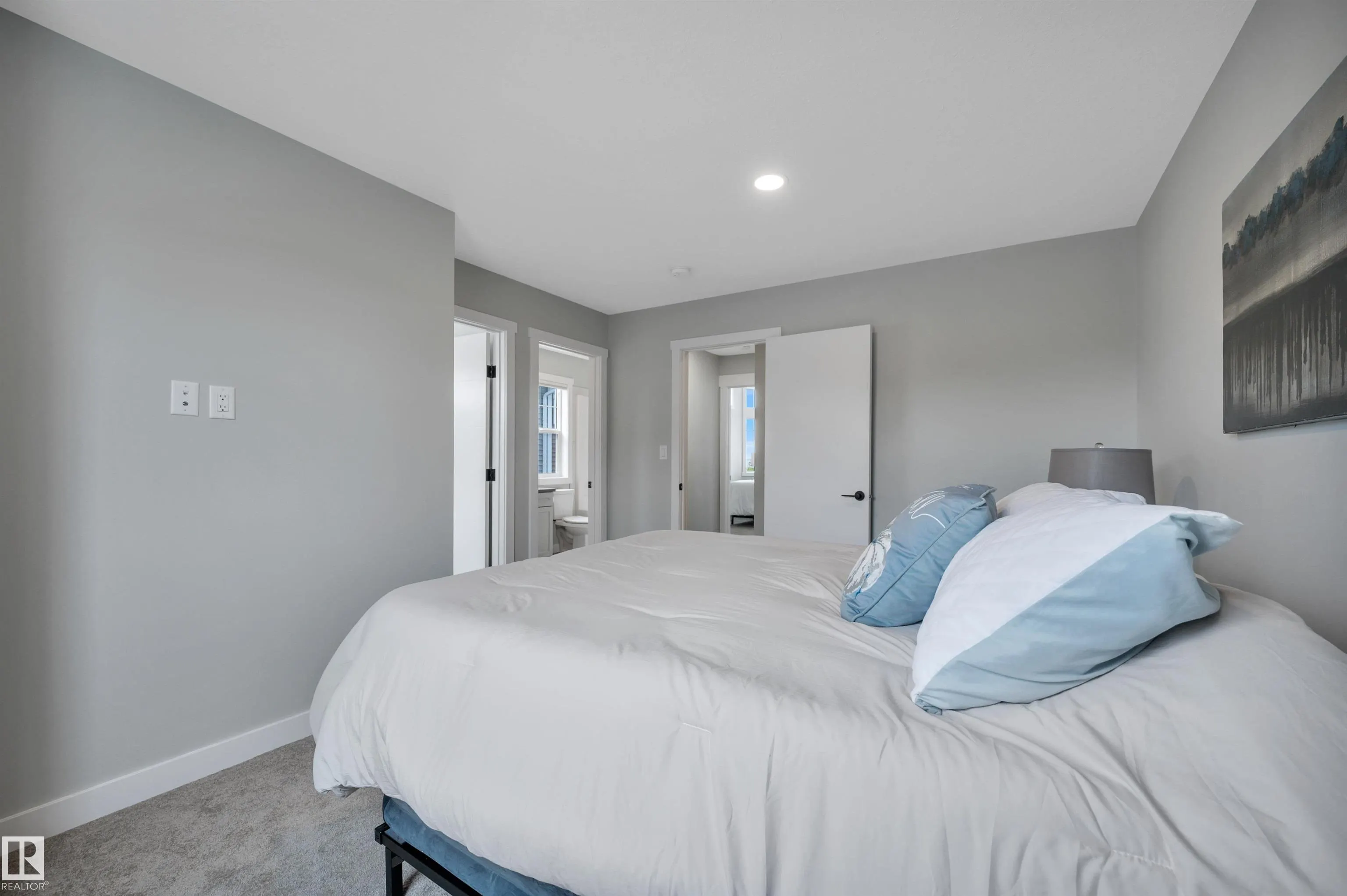150 EVERITT DR