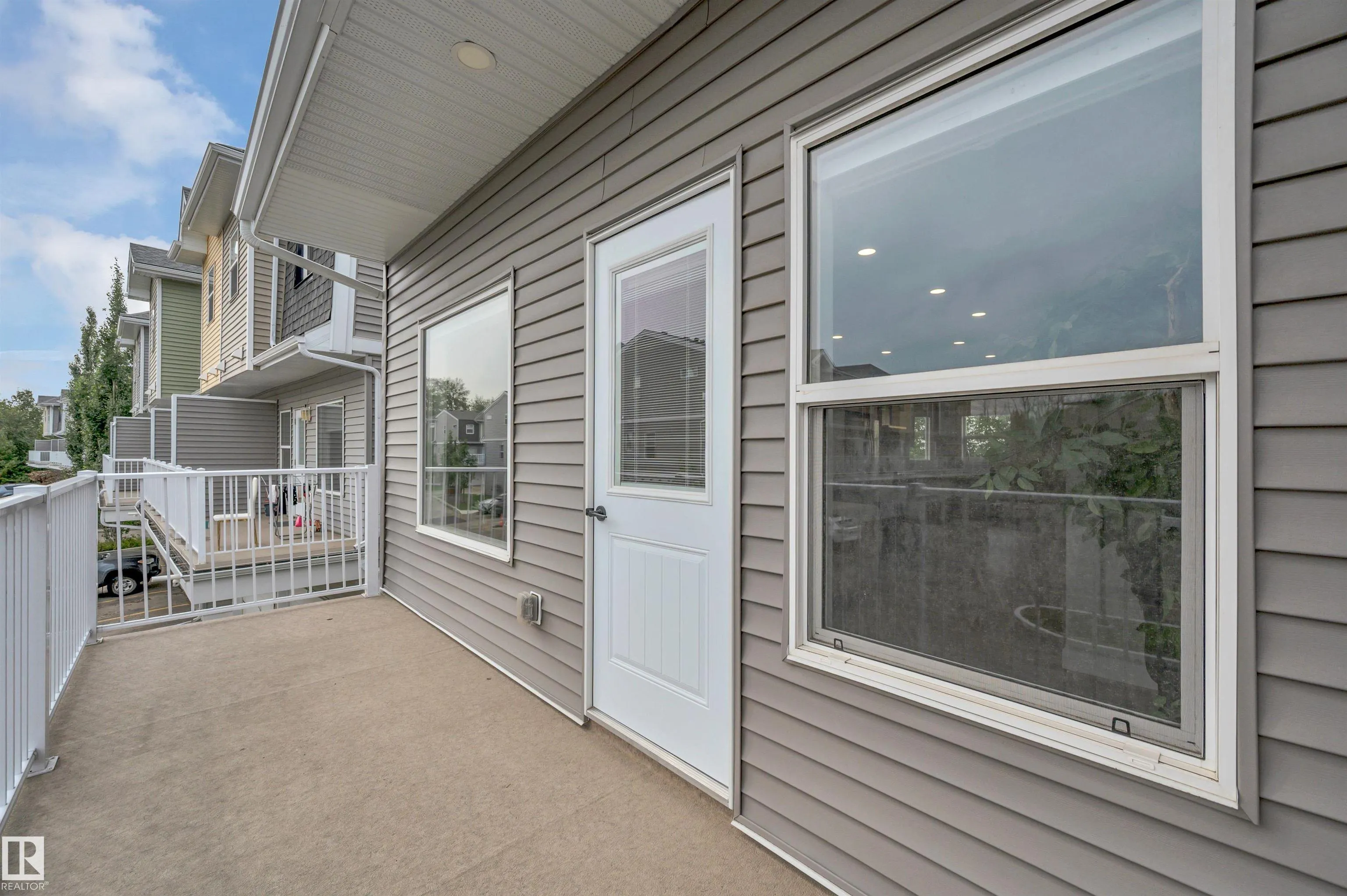 150 EVERITT DR