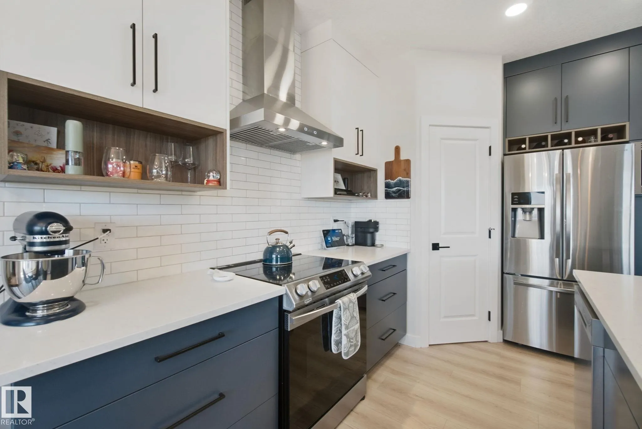 608 BOULDER Wynd