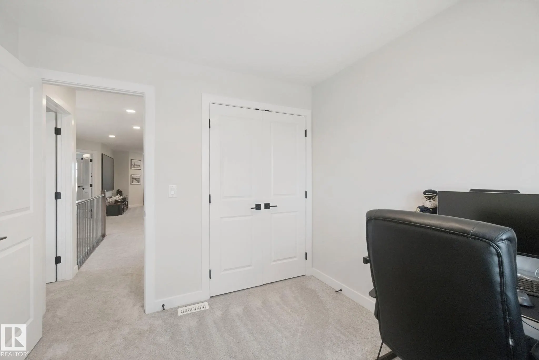 608 BOULDER Wynd