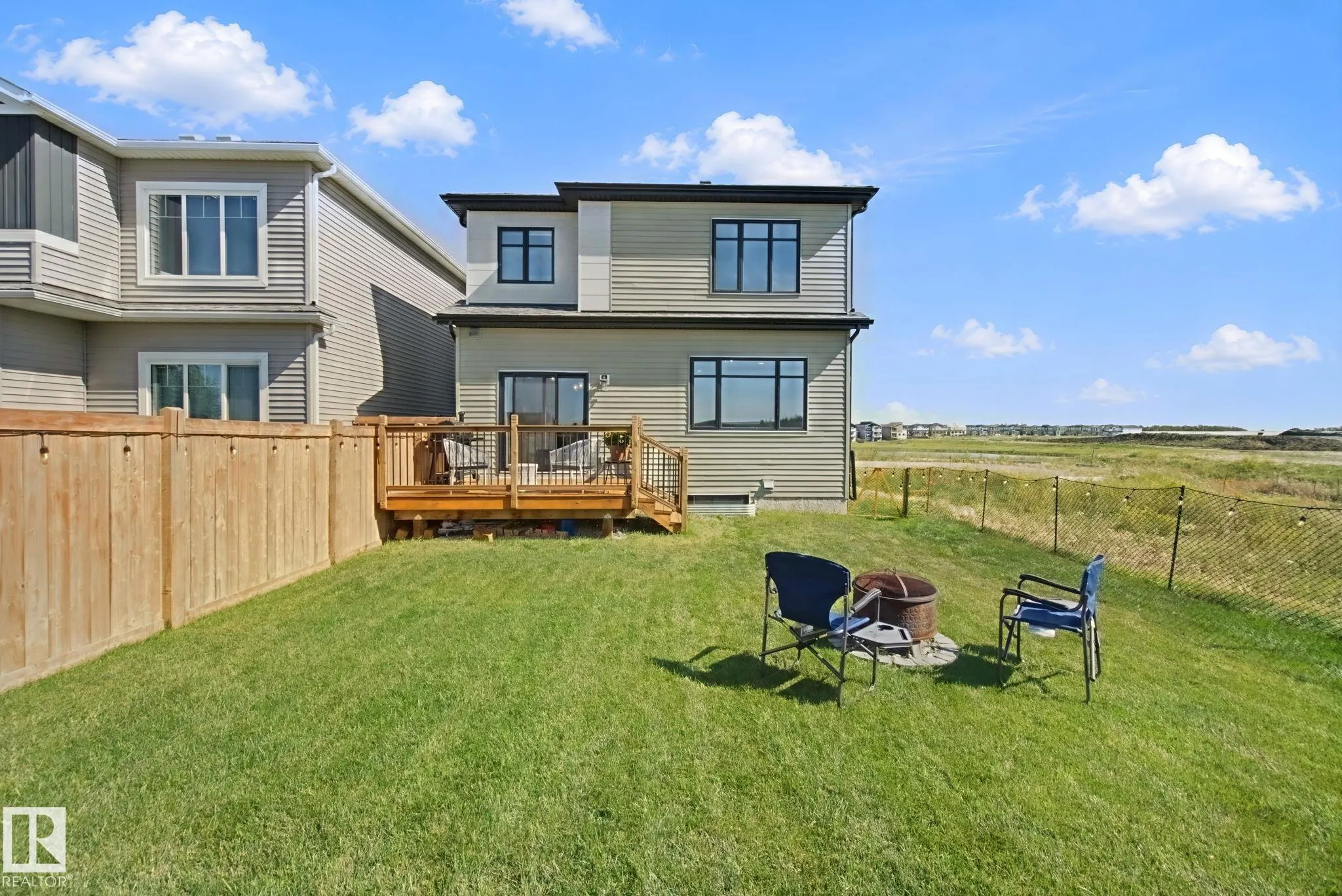608 BOULDER Wynd