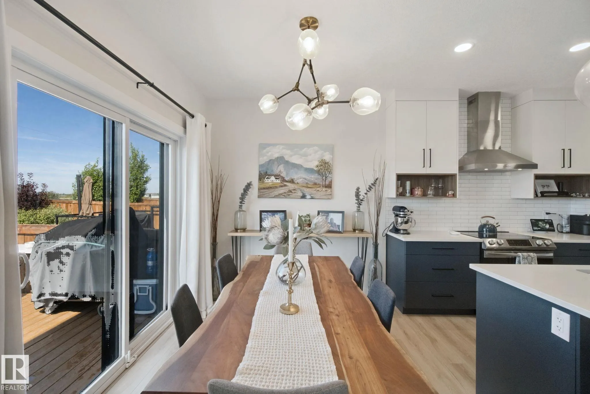 608 BOULDER Wynd