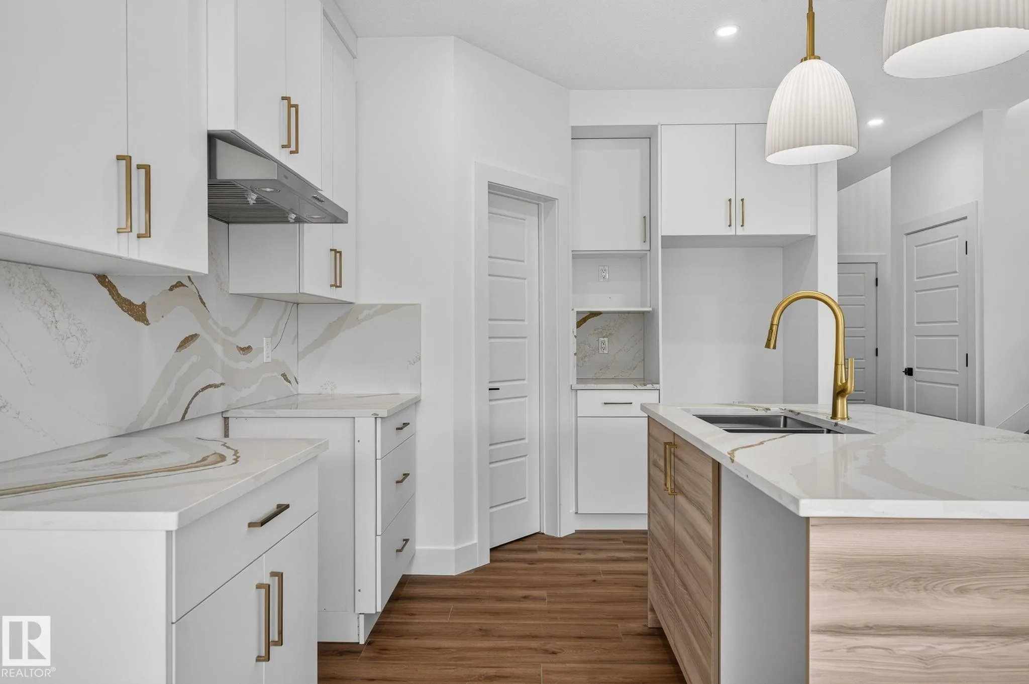 65 SILVERSTONE Drive