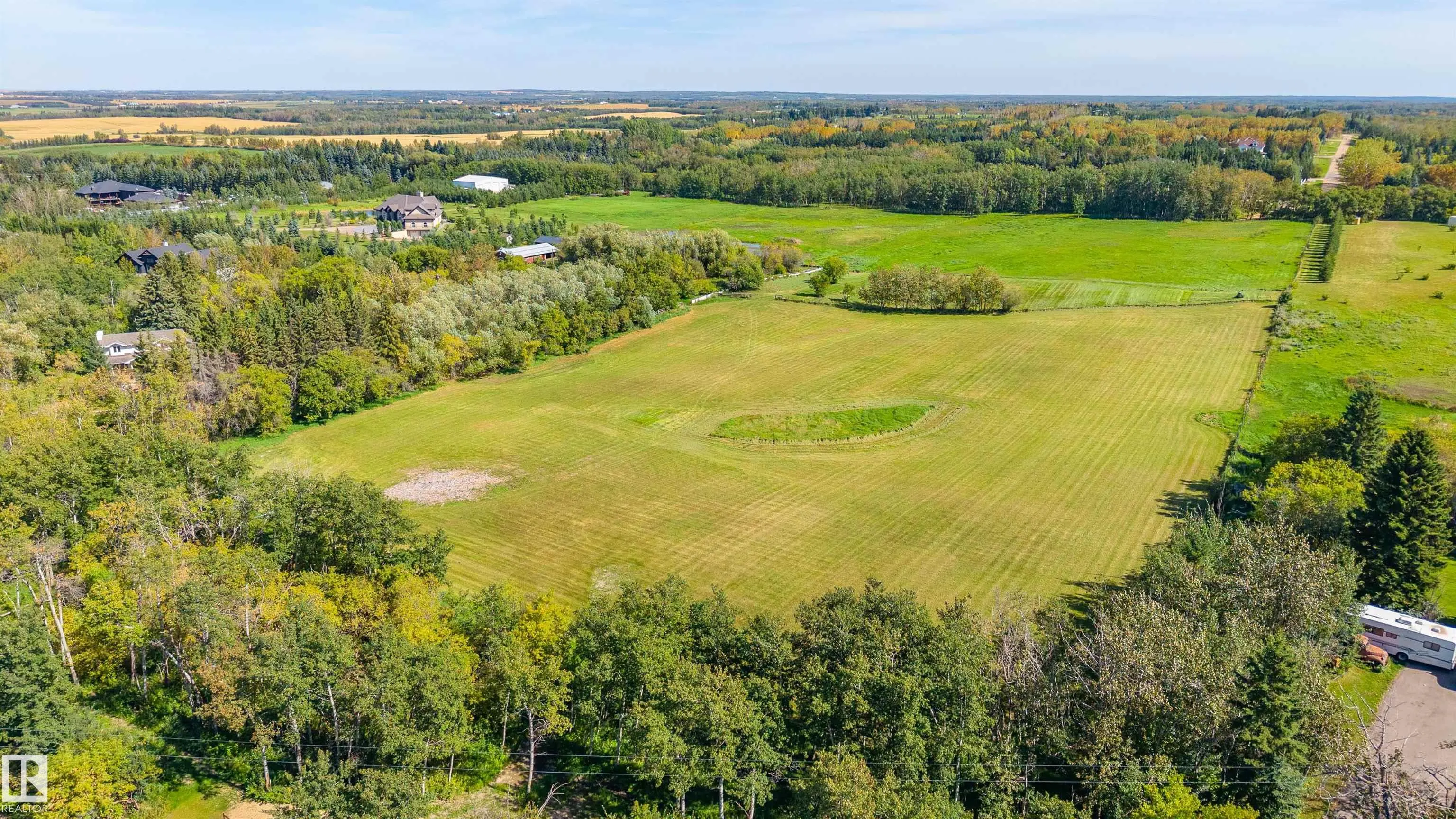 3 22459 Township Road 530