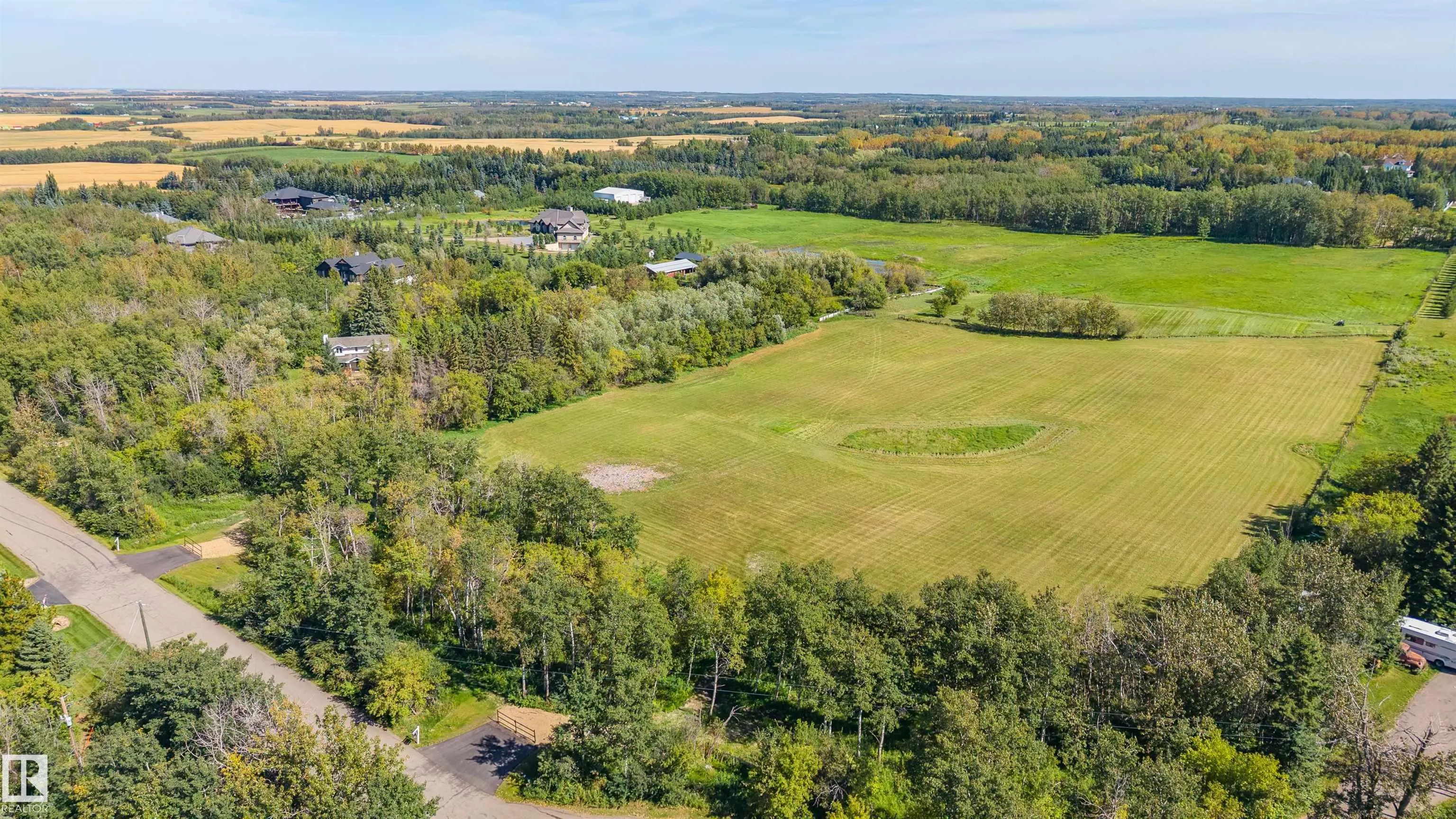 3 22459 Township Road 530