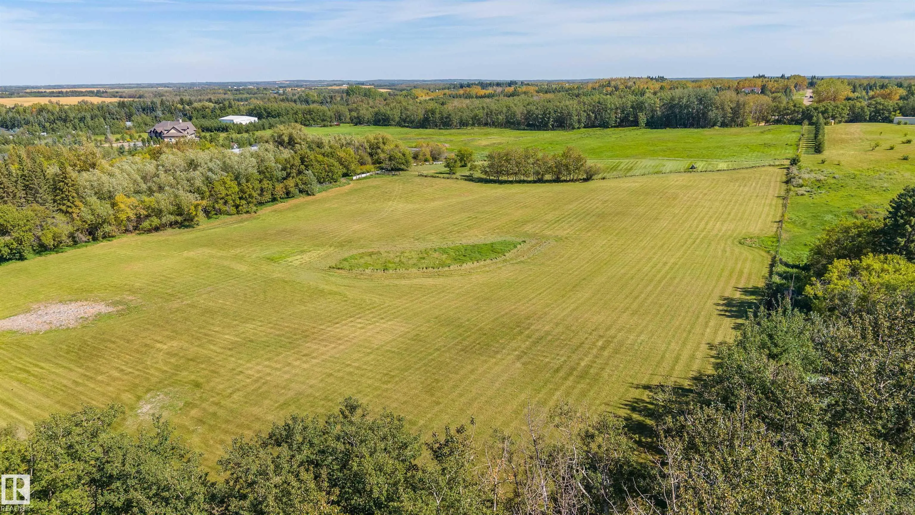 3 22459 Township Road 530