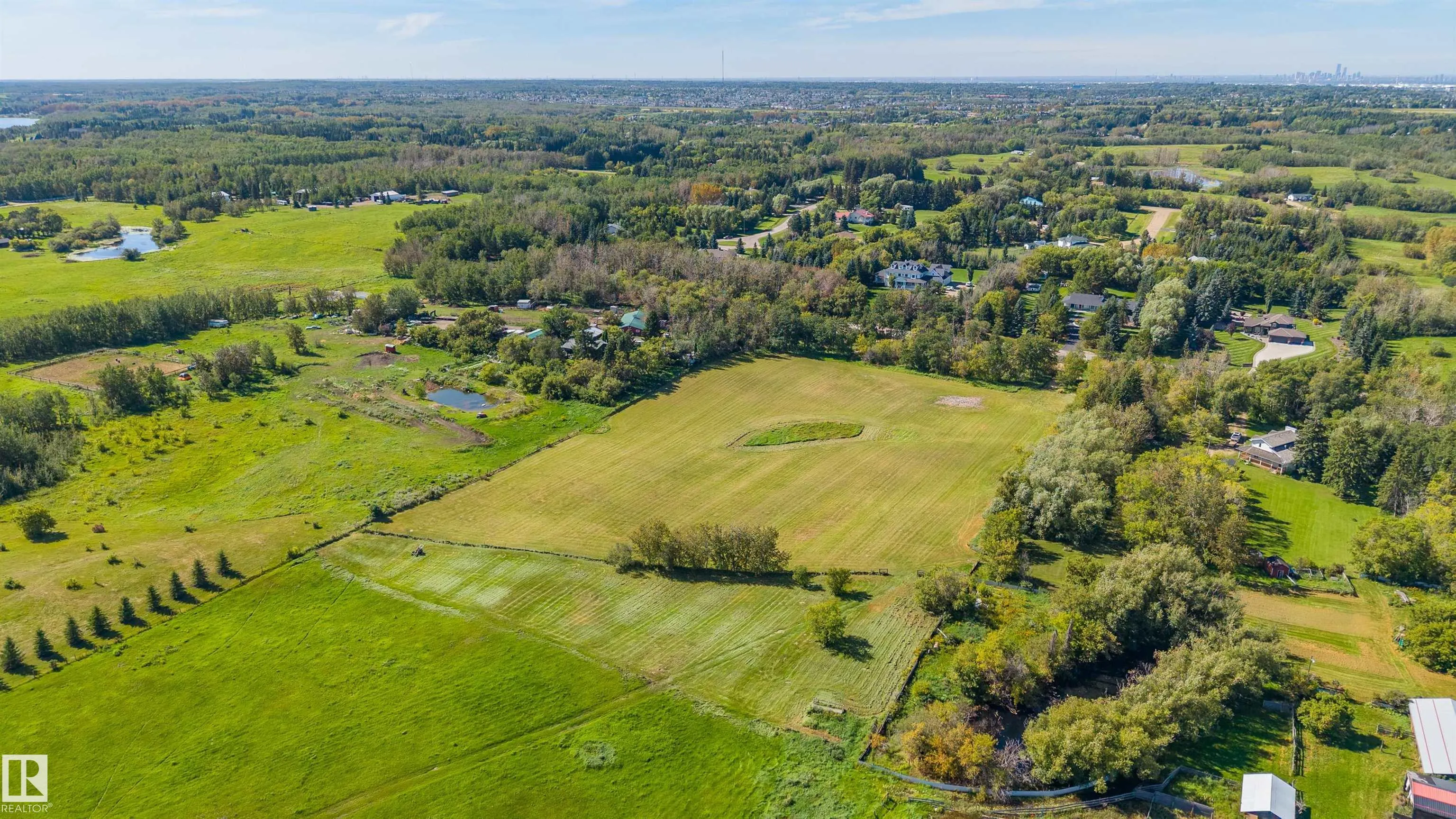 3 22459 Township Road 530