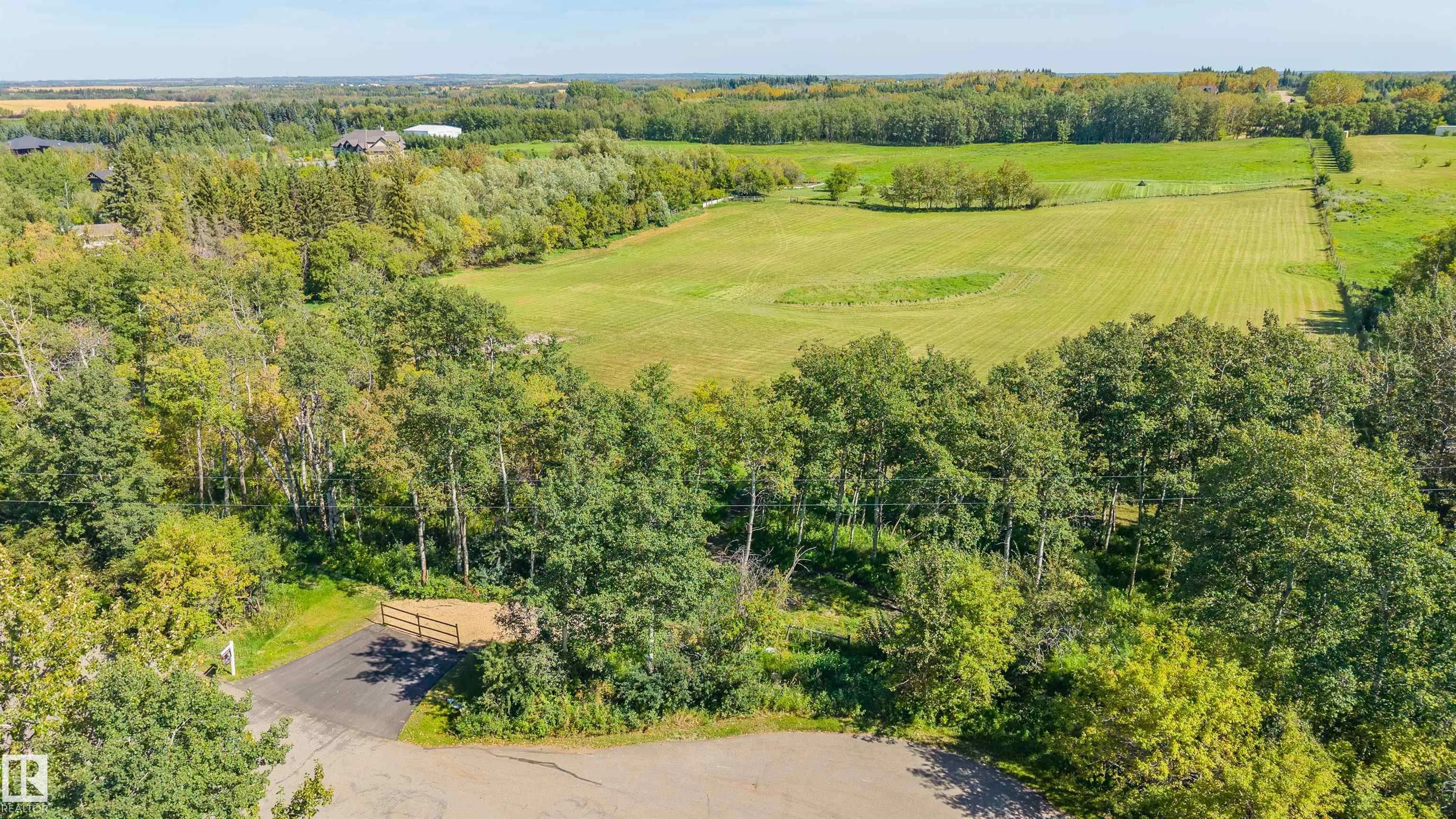 3 22459 Township Road 530