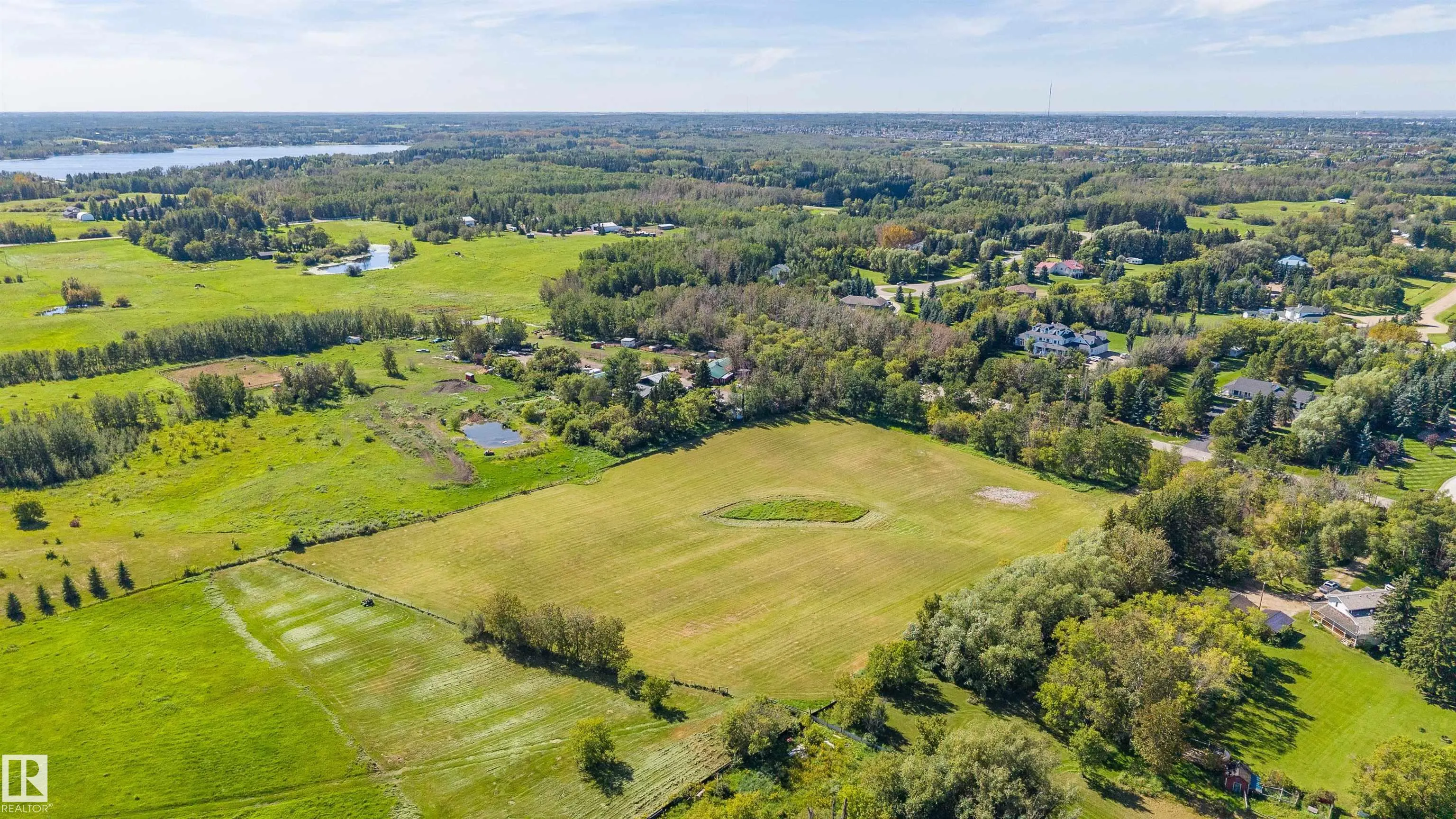 3 22459 Township Road 530