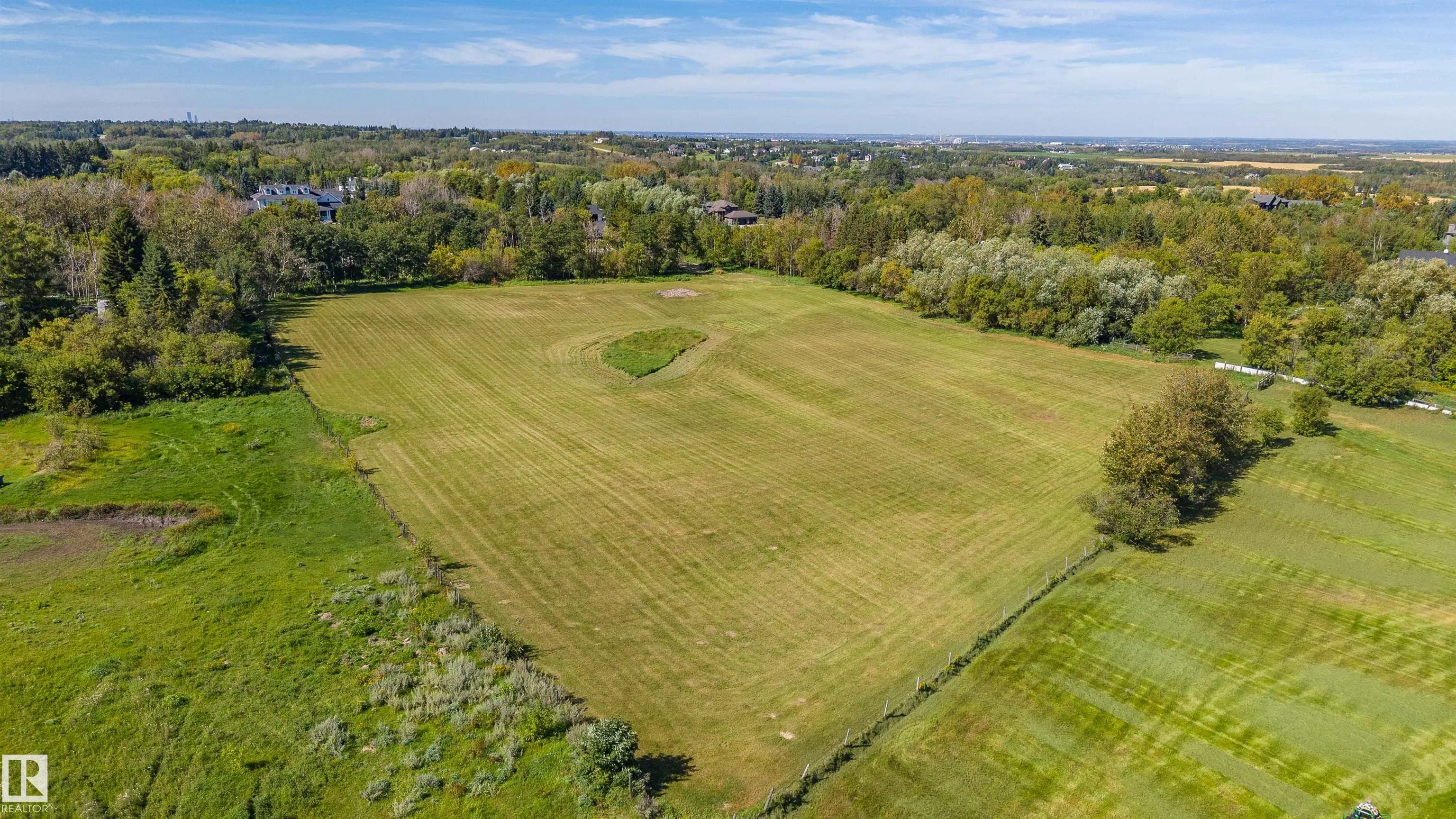 3 22459 Township Road 530