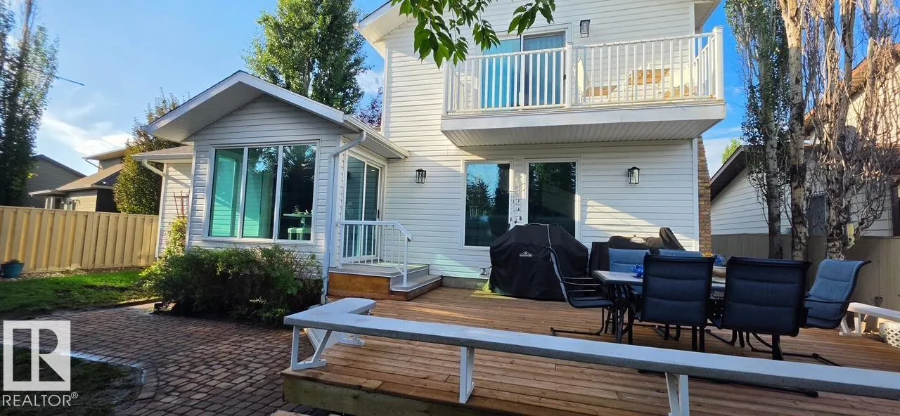 79 WOODSTOCK Drive