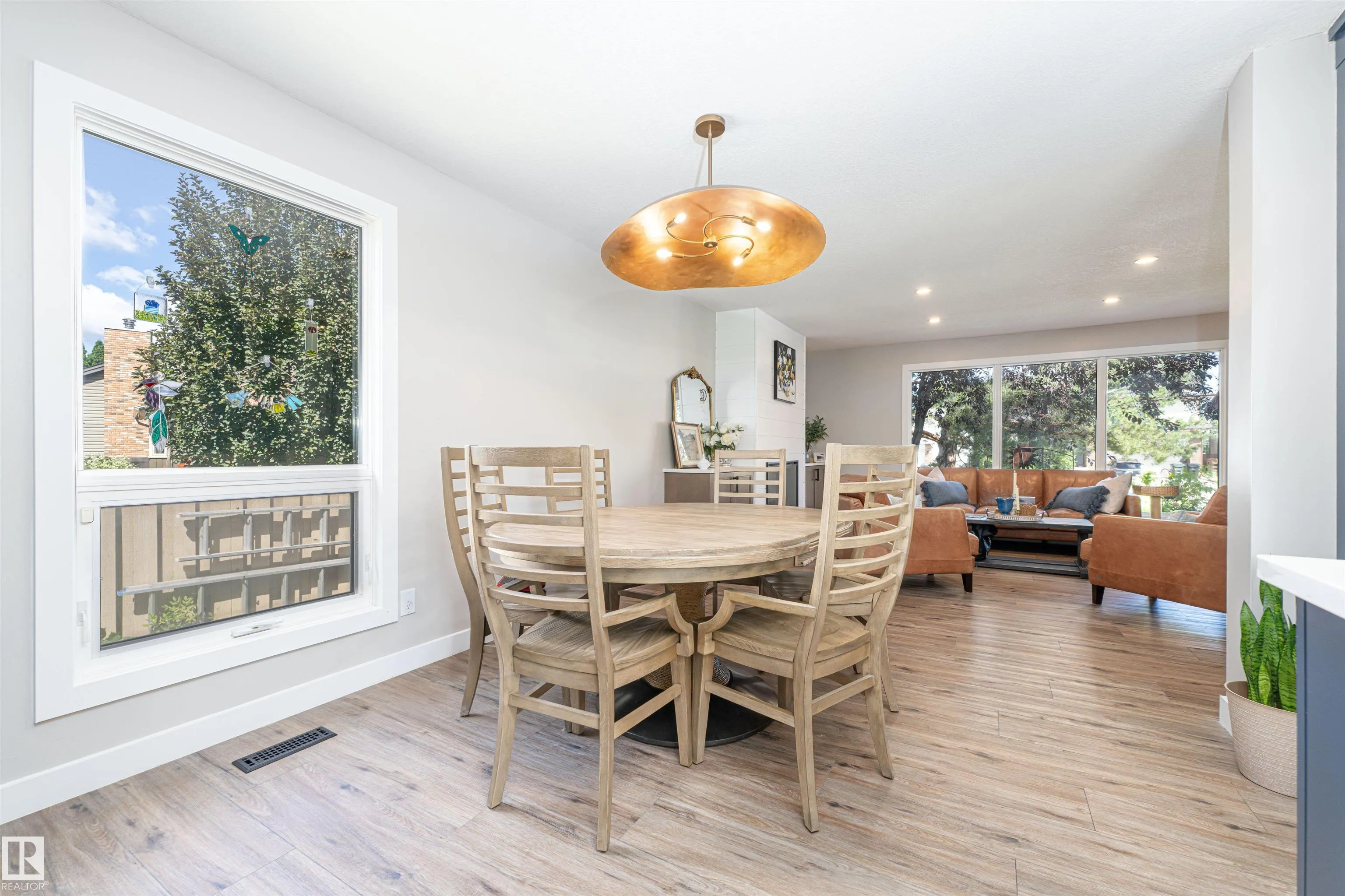 79 WOODSTOCK Drive