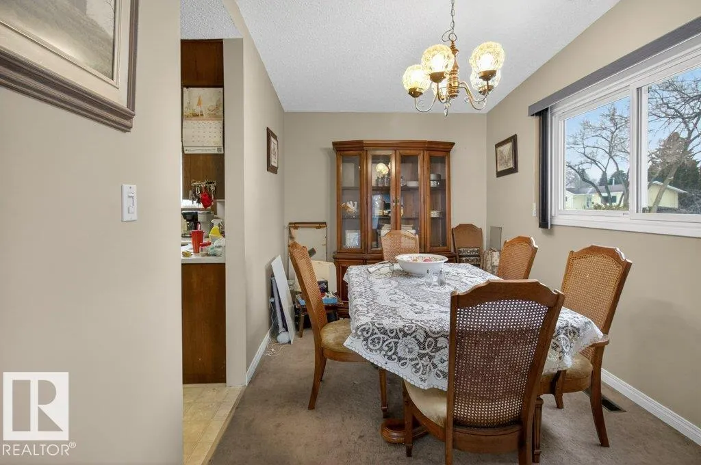 73 STARLING Drive