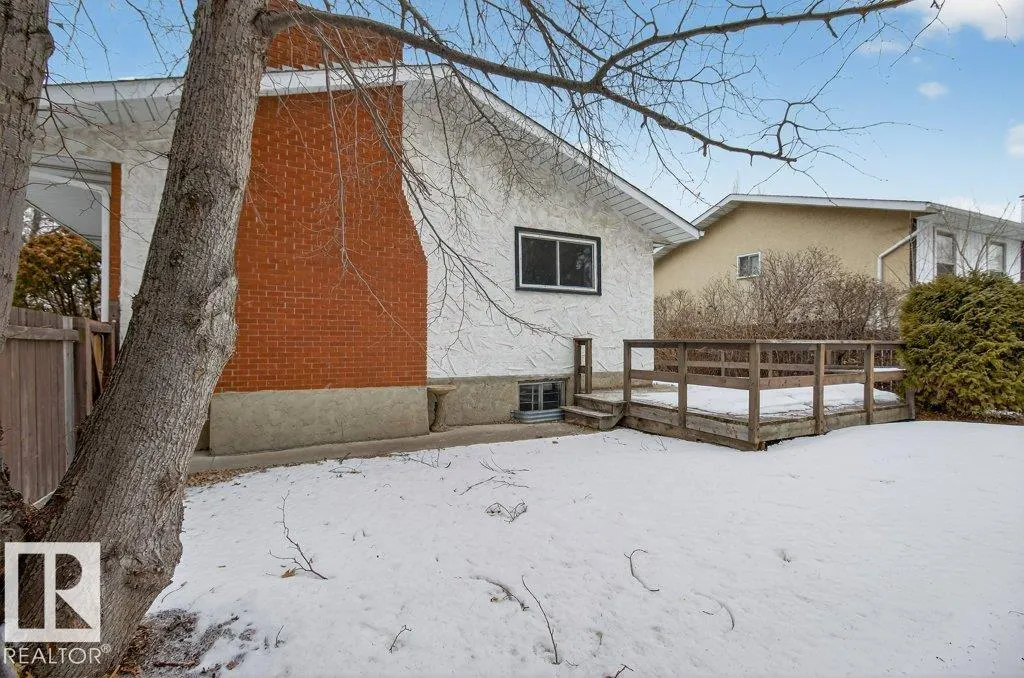 73 STARLING Drive