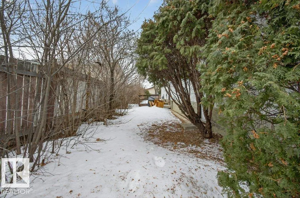 73 STARLING Drive