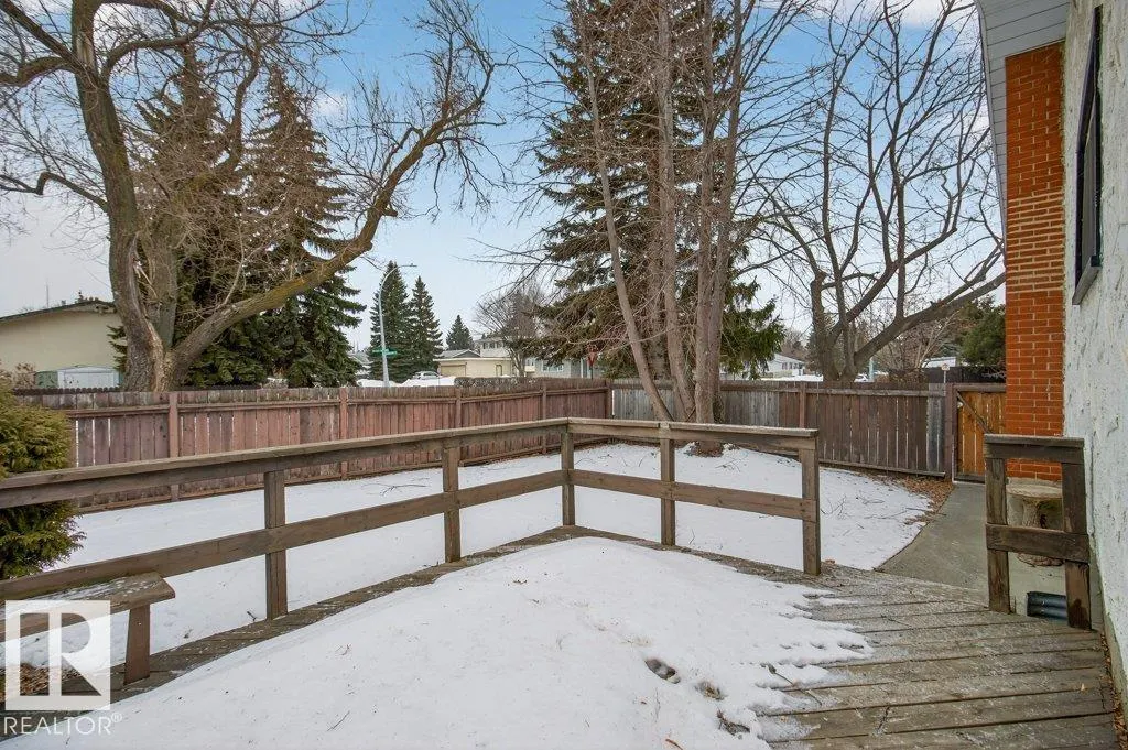 73 STARLING Drive