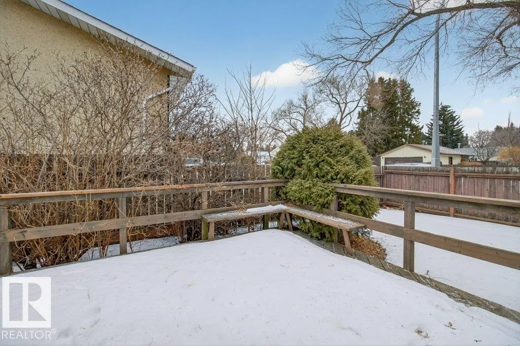 73 STARLING Drive