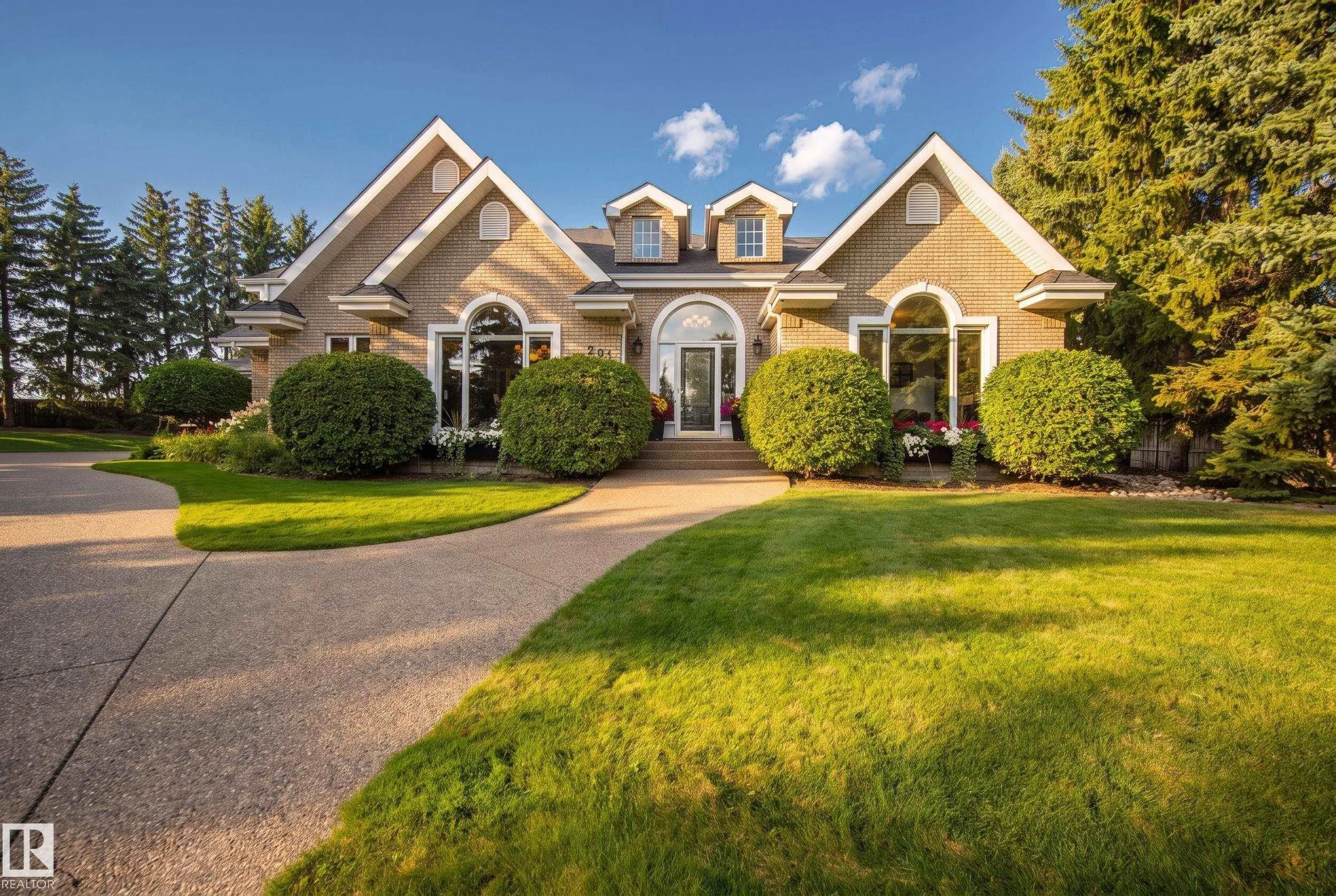 201 ESTATE Drive
