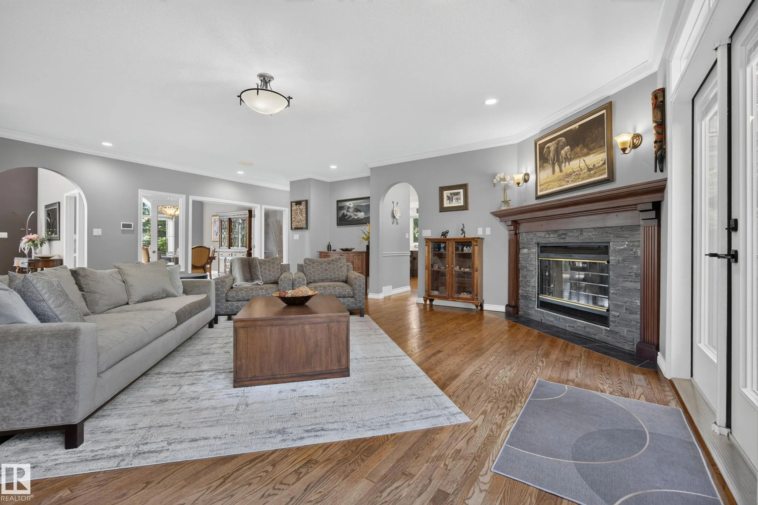 201 ESTATE Drive