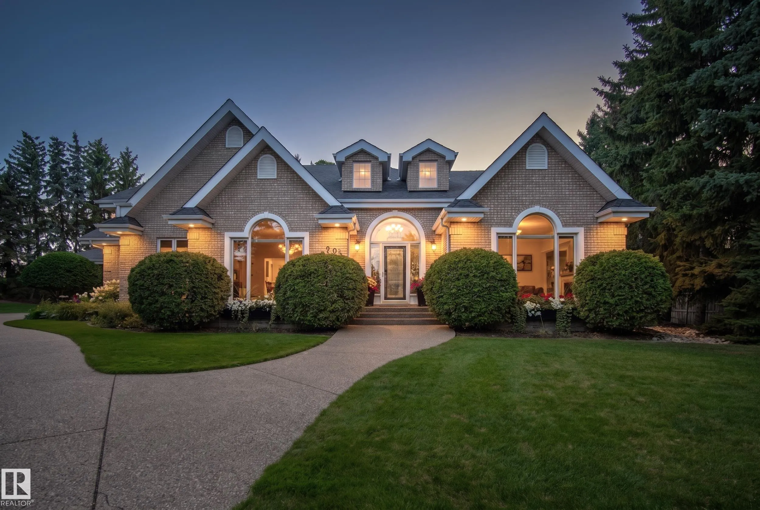 201 ESTATE Drive