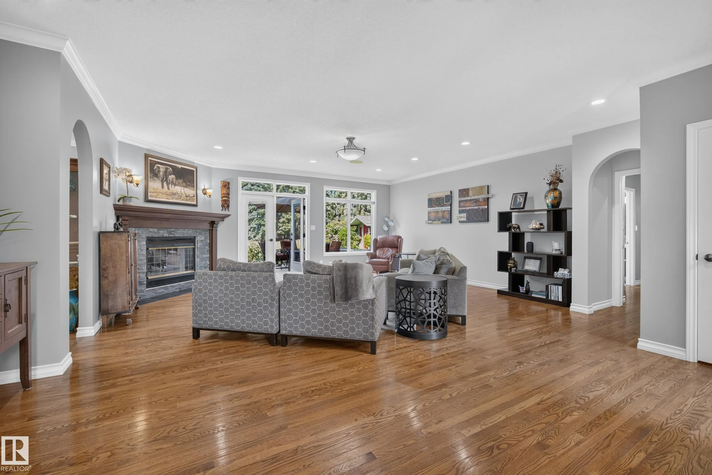 201 ESTATE Drive