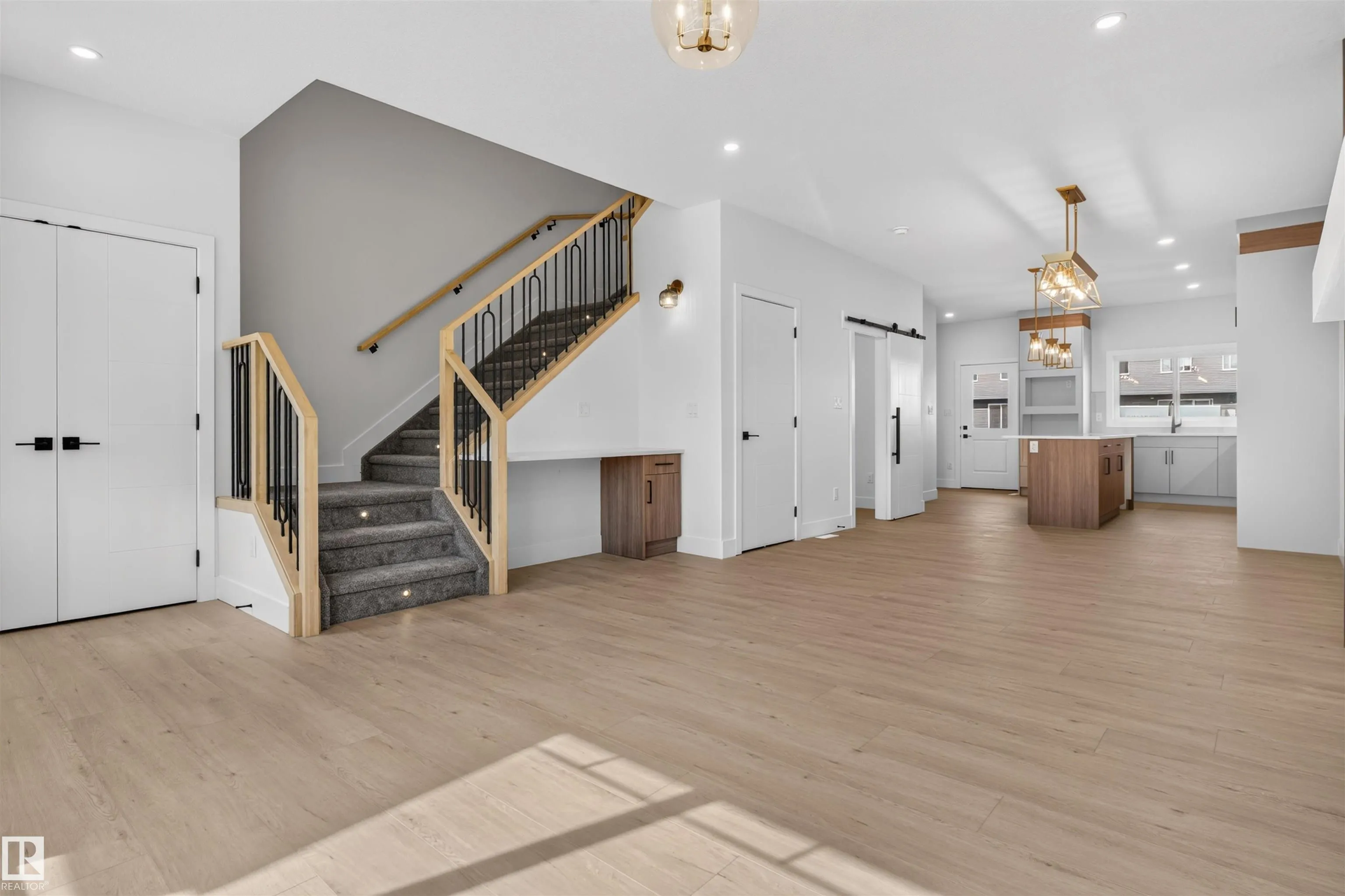 55 ROSA Crescent