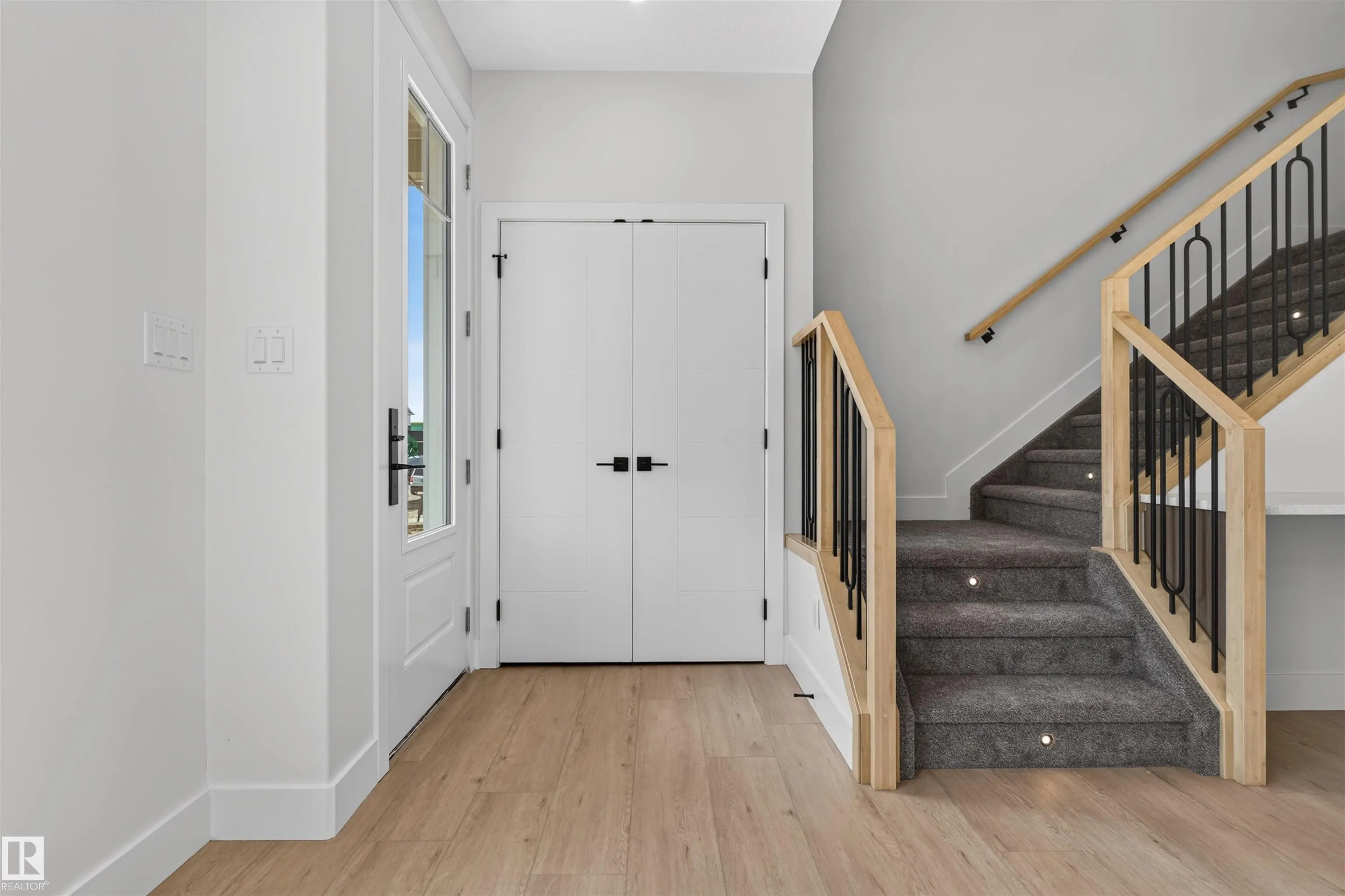 55 ROSA Crescent
