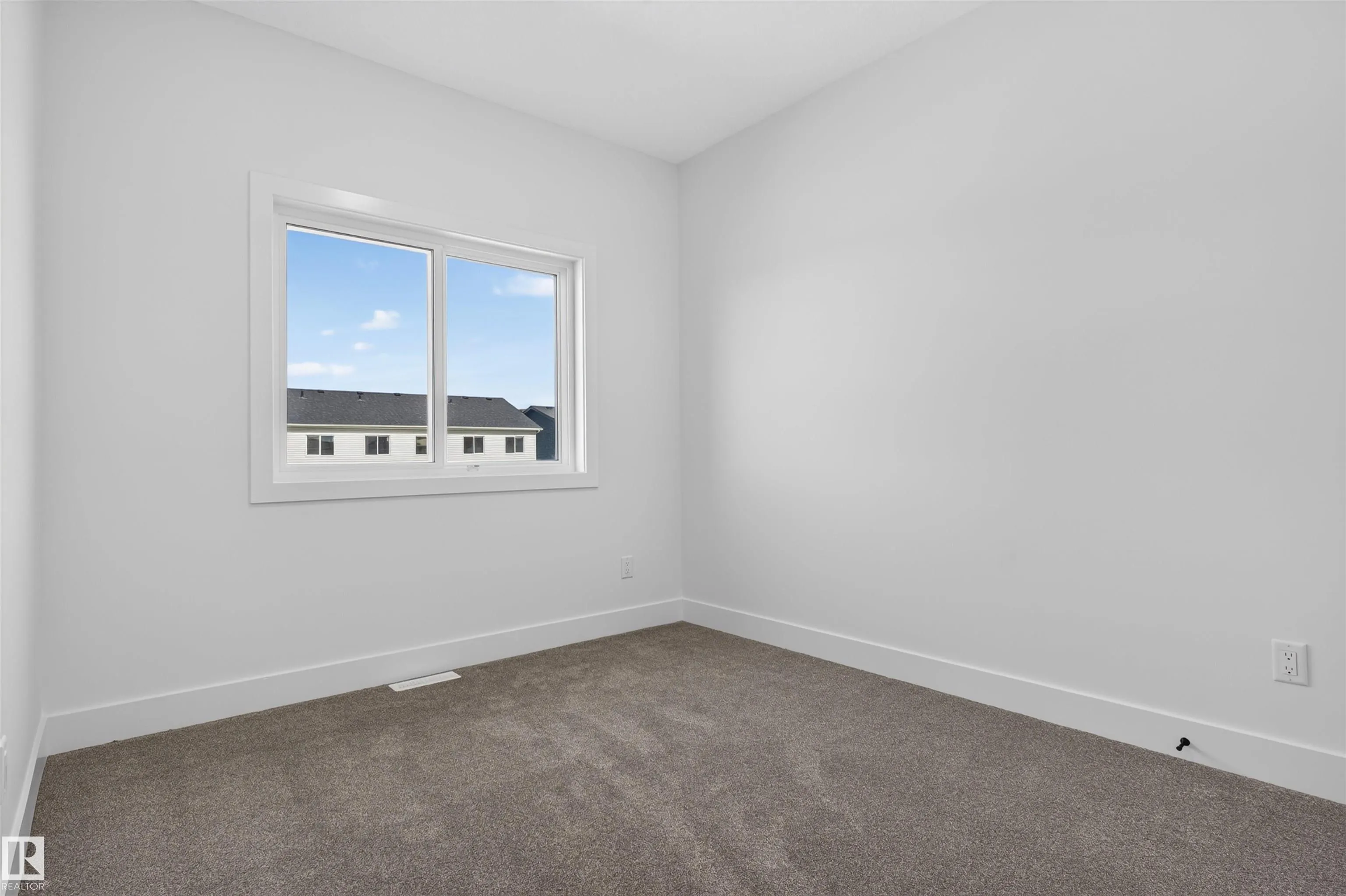55 ROSA Crescent