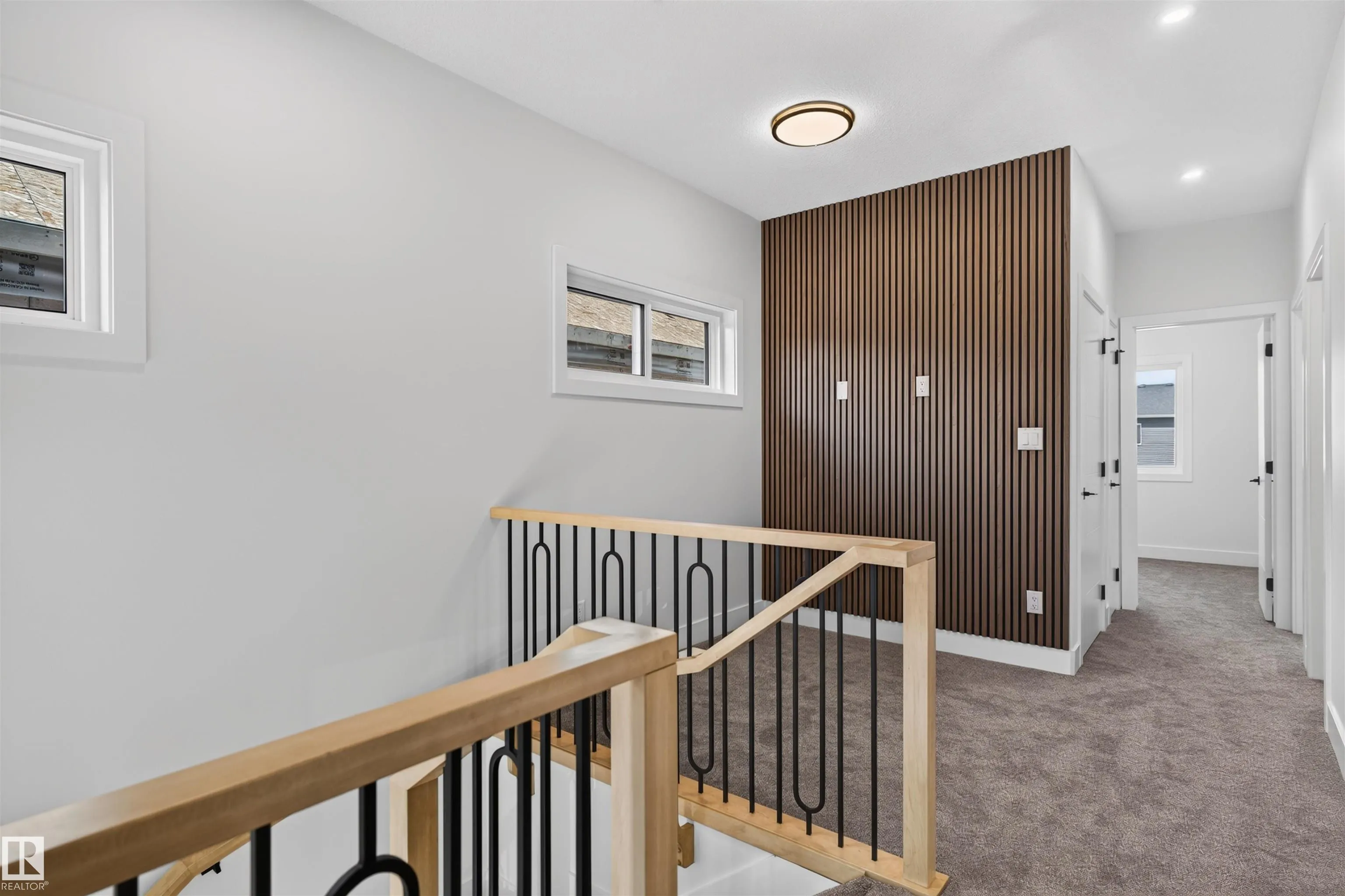 55 ROSA Crescent