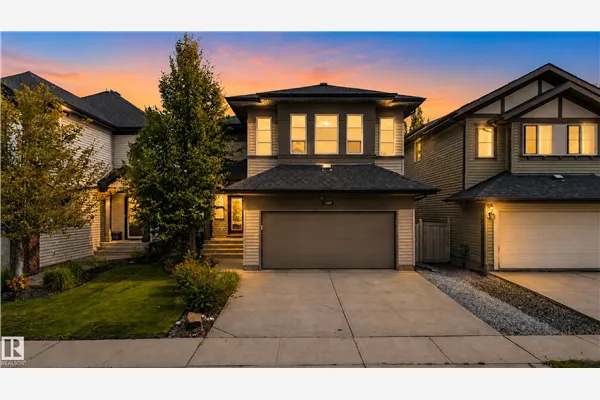 1107 CHAHLEY Crest