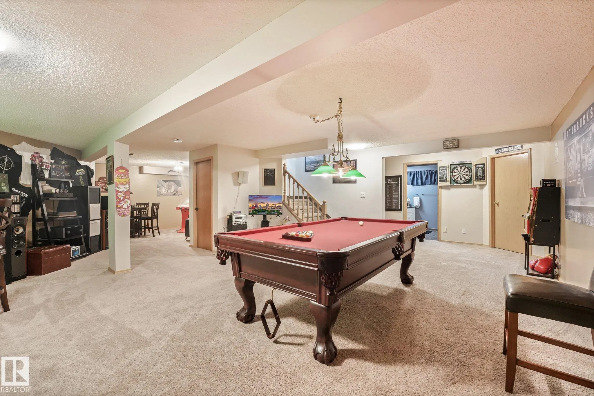 1 MULLEN Court