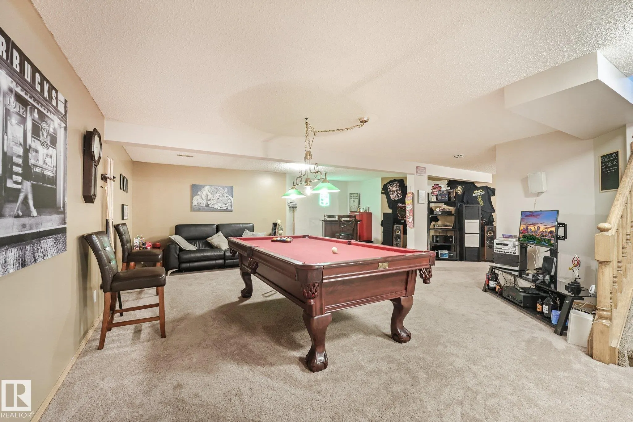 1 MULLEN Court