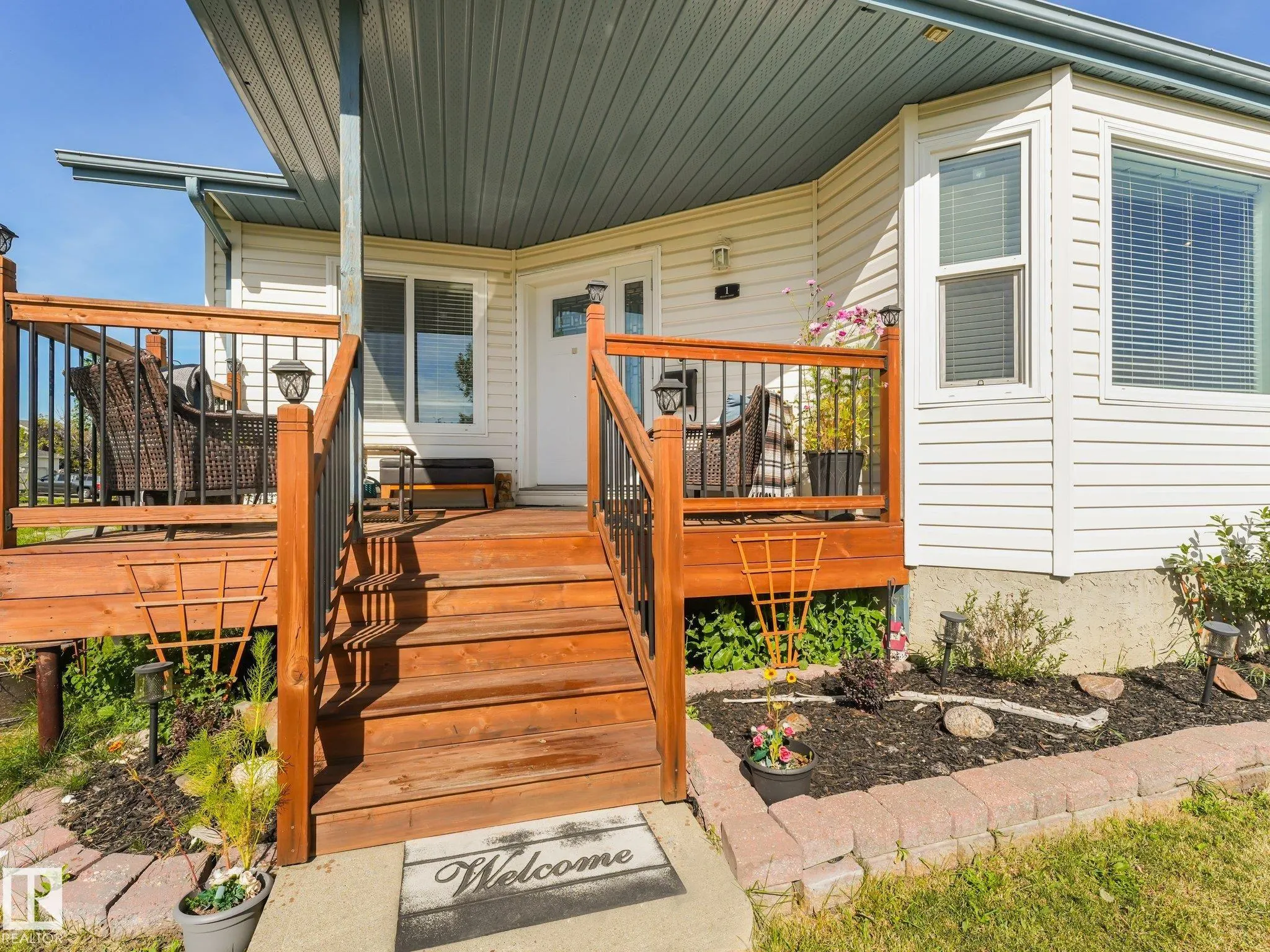 1 MULLEN Court