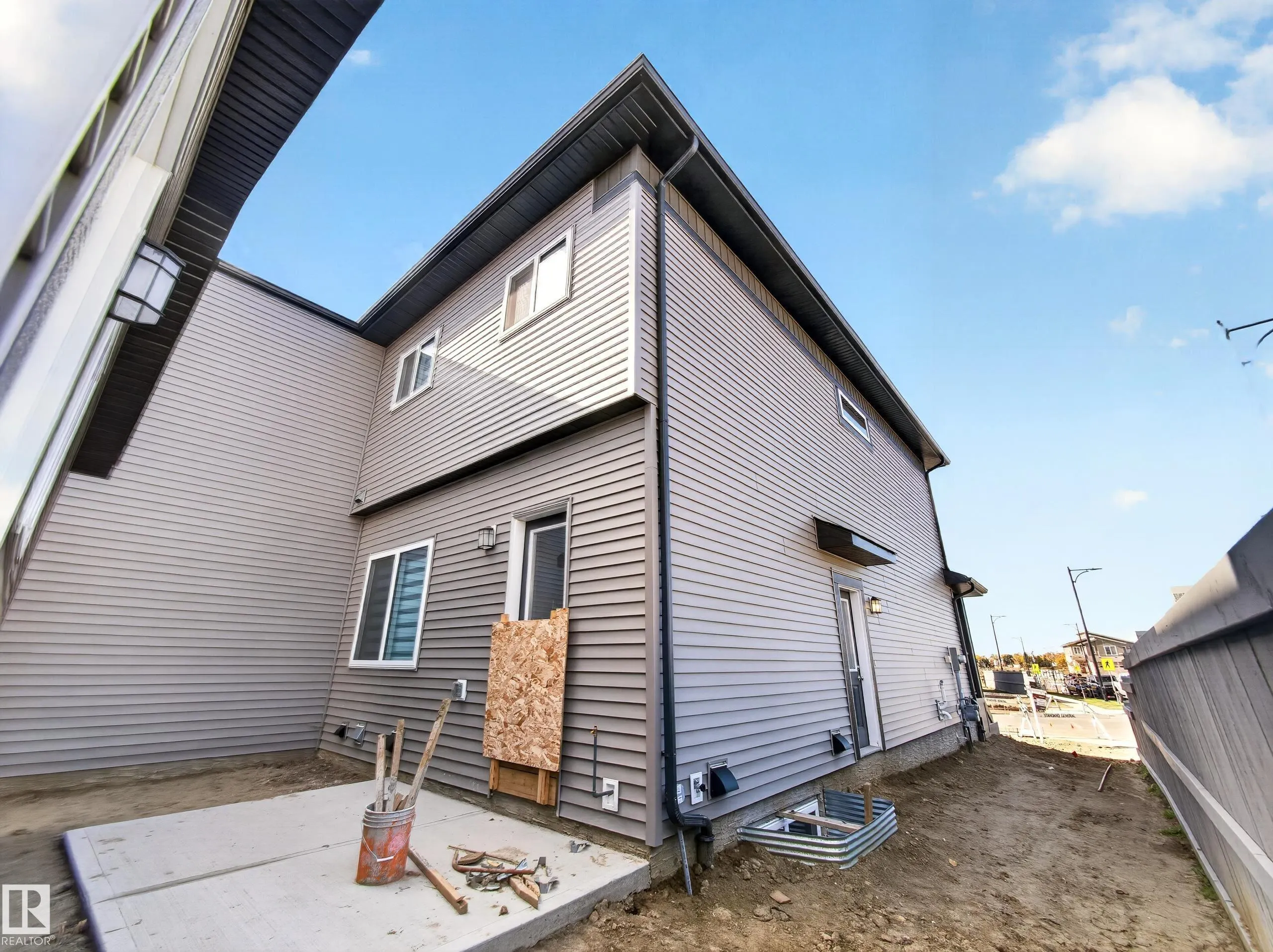 301 BRAE Way