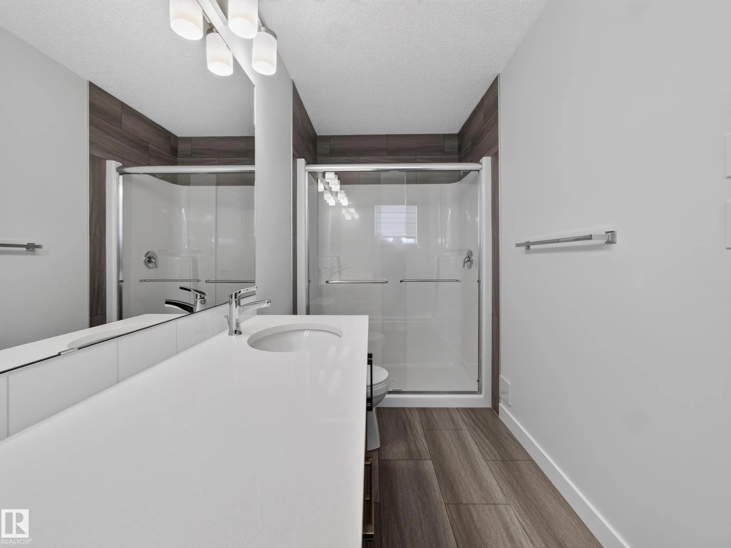 301 BRAE Way