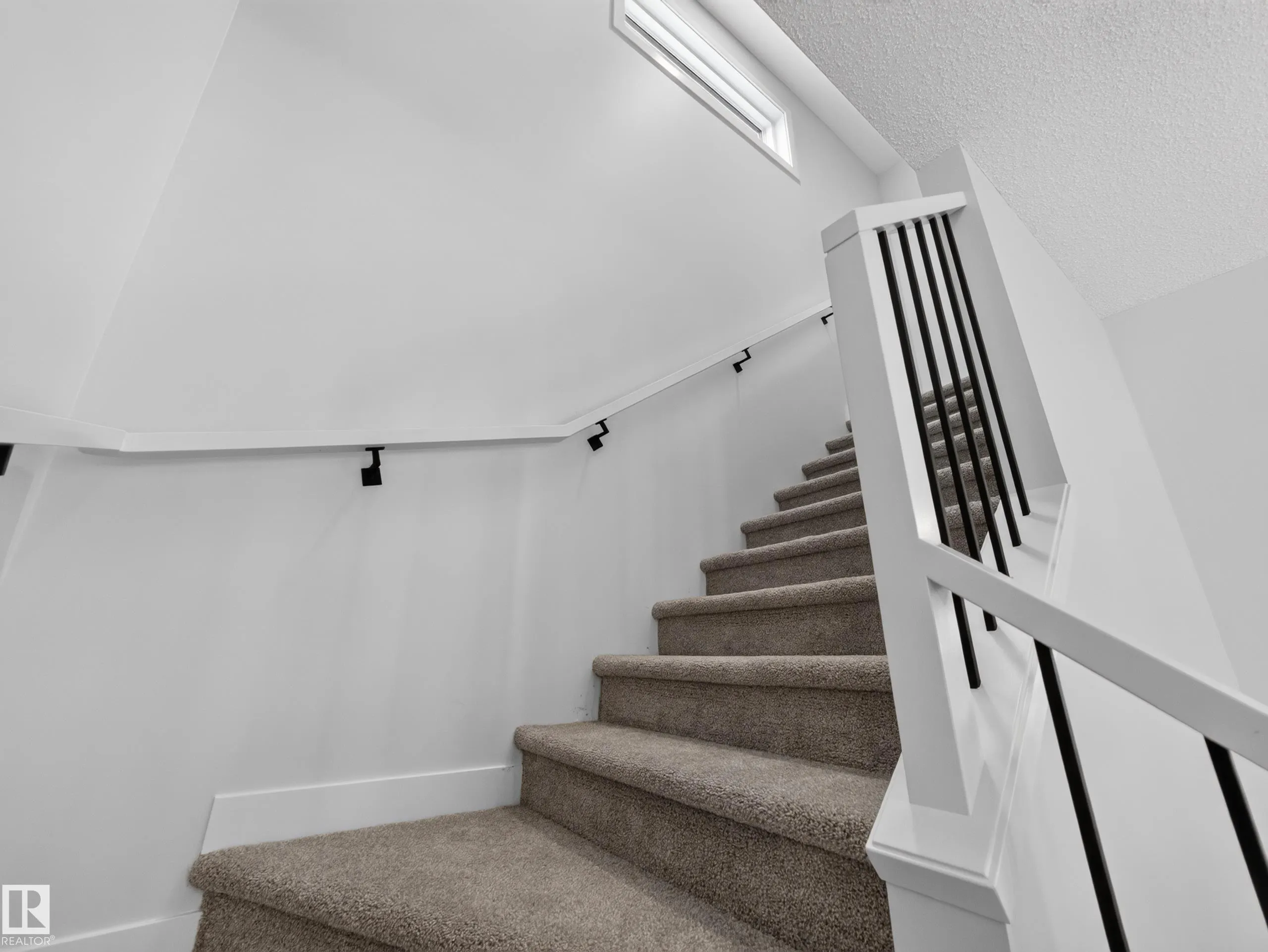 301 BRAE Way