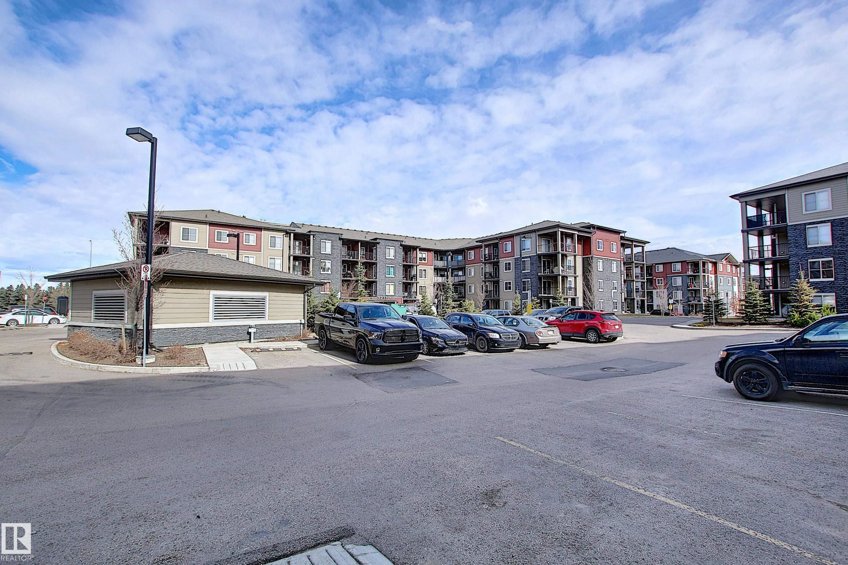 3207 JAMES MOWATT Trail
