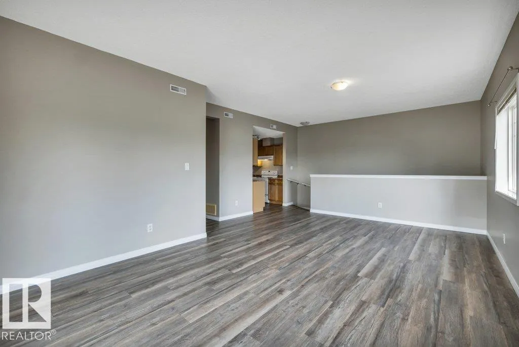 79 Bellerose Drive