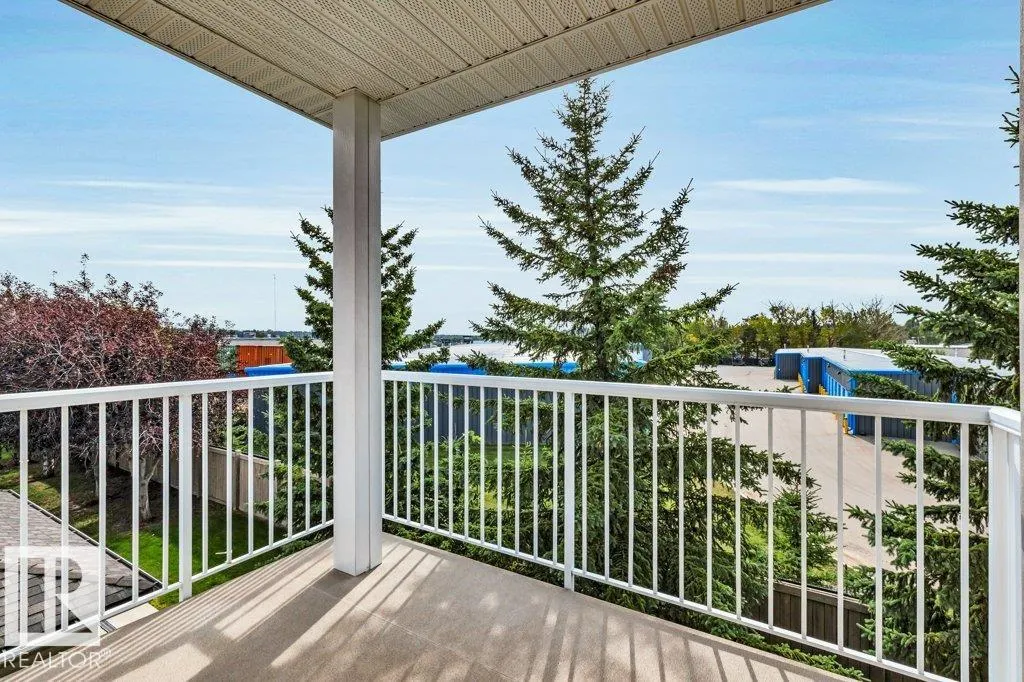 79 Bellerose Drive