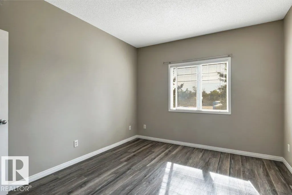 79 Bellerose Drive