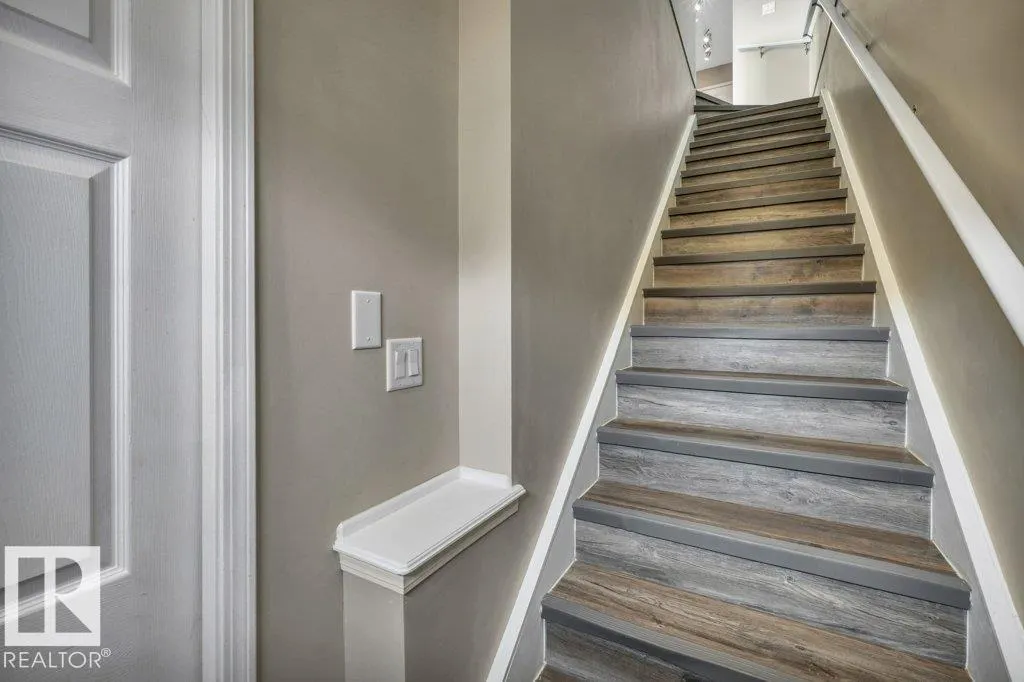 79 Bellerose Drive