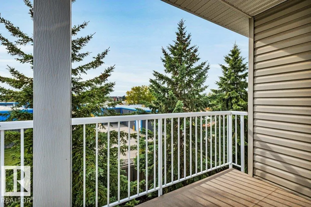79 Bellerose Drive