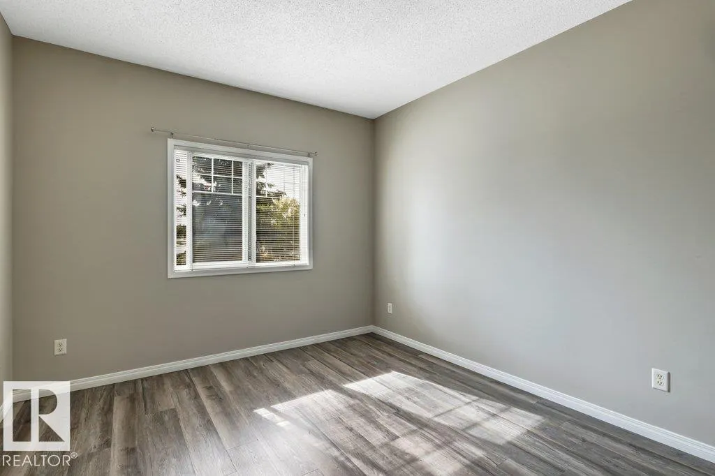 79 Bellerose Drive