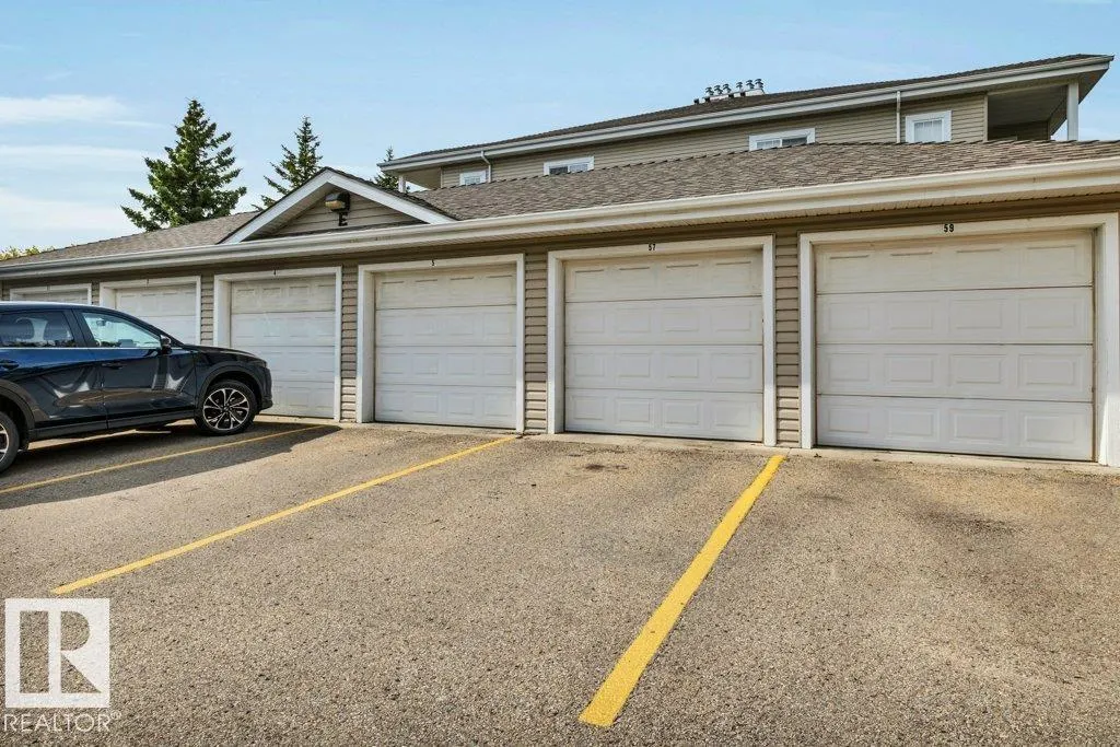 79 Bellerose Drive