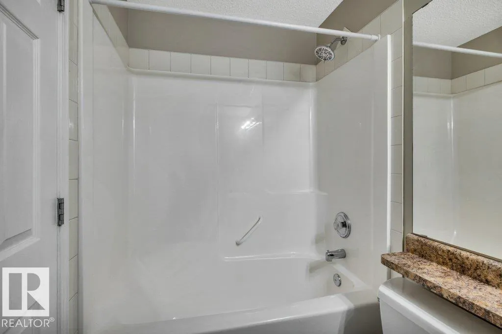 79 Bellerose Drive