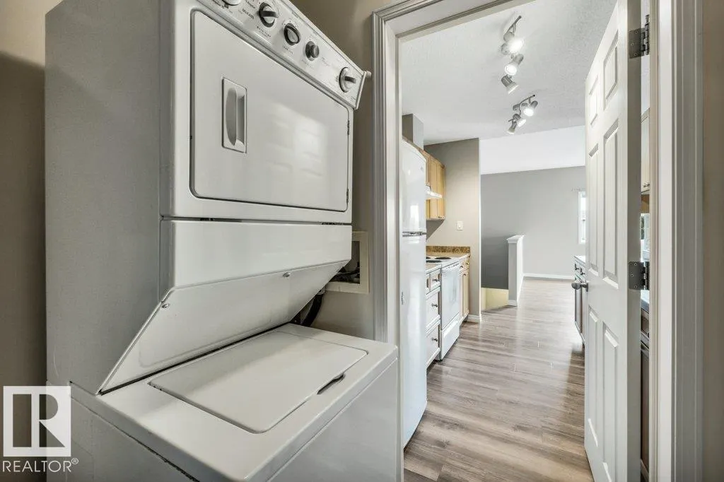 79 Bellerose Drive